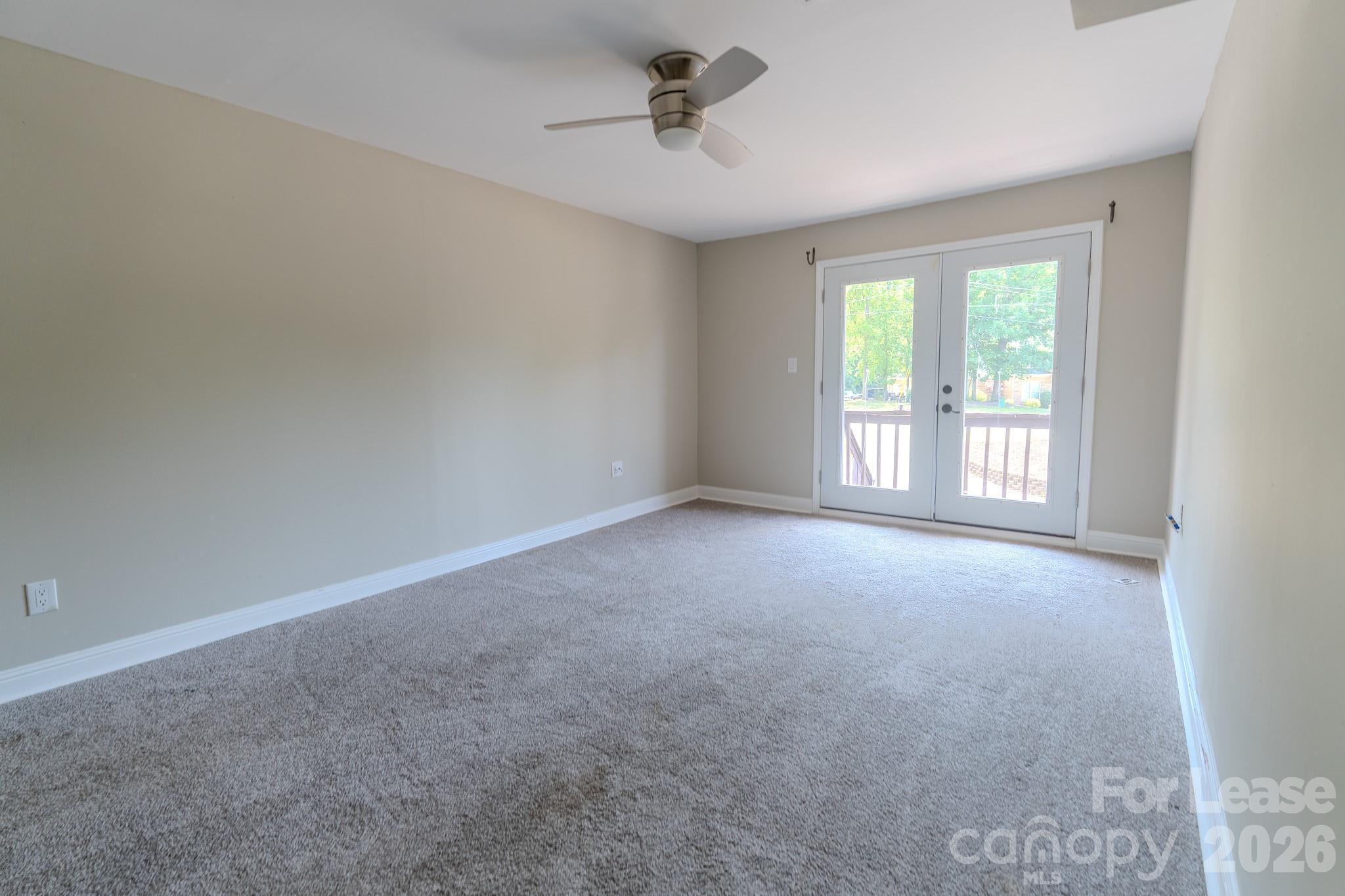 256 Greenbay Road Property Photo 27
