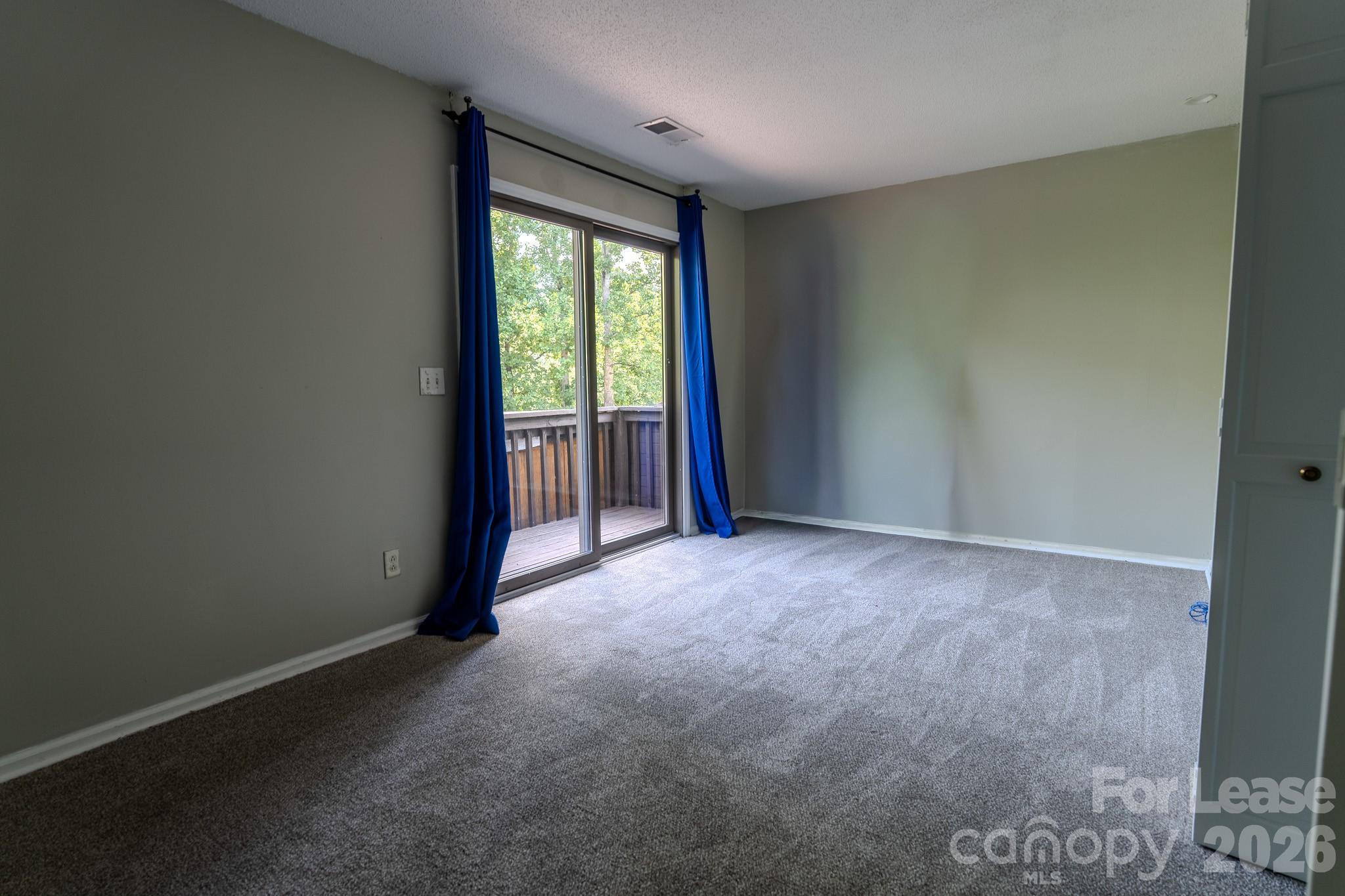 256 Greenbay Road Property Photo 28