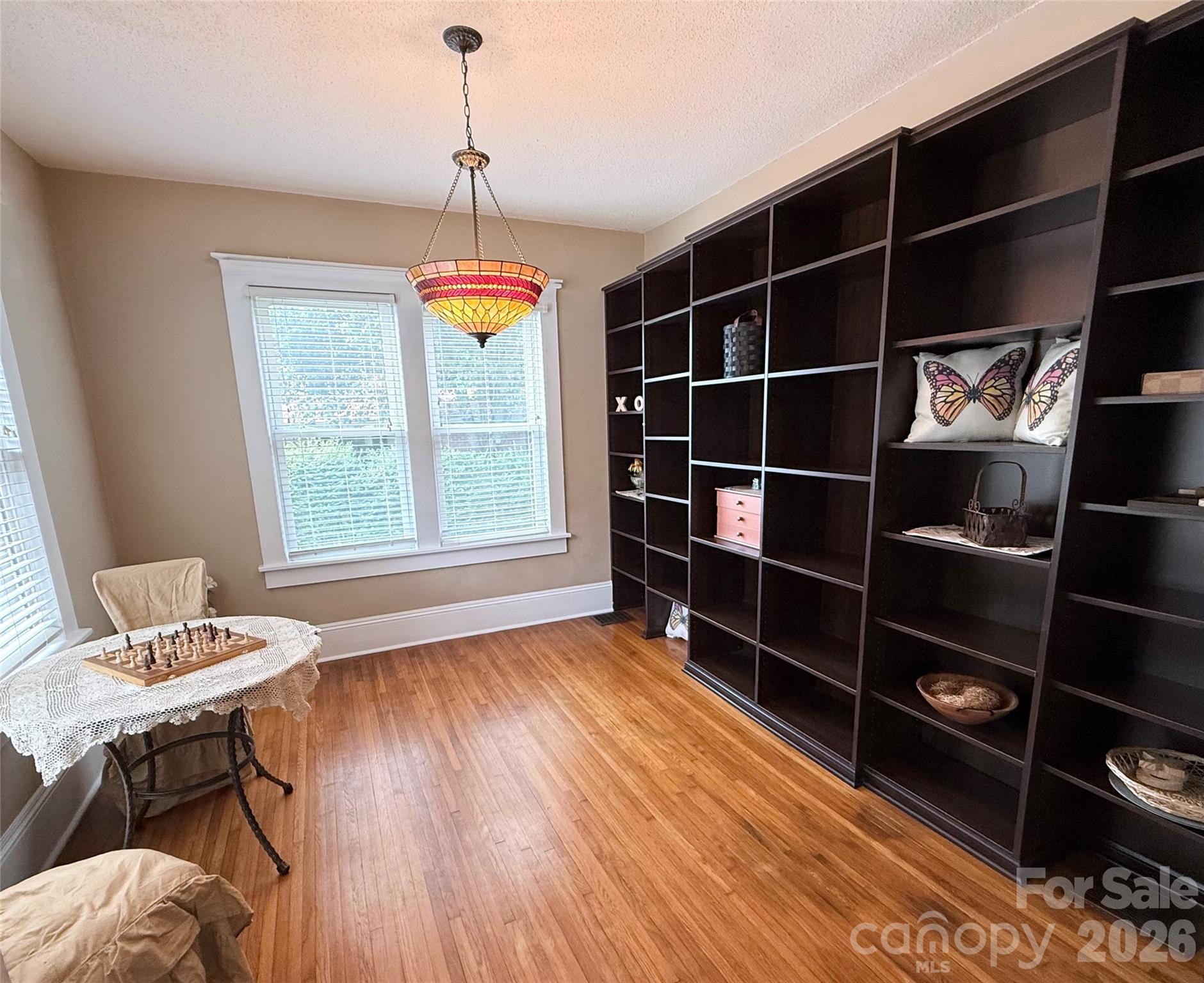 302 S College Avenue Property Photo 7