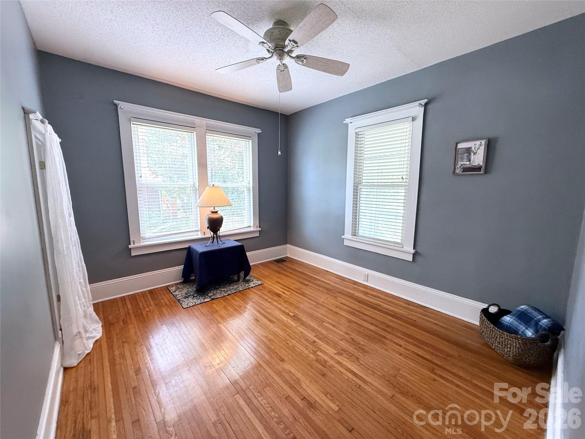 302 S College Avenue Property Photo 10
