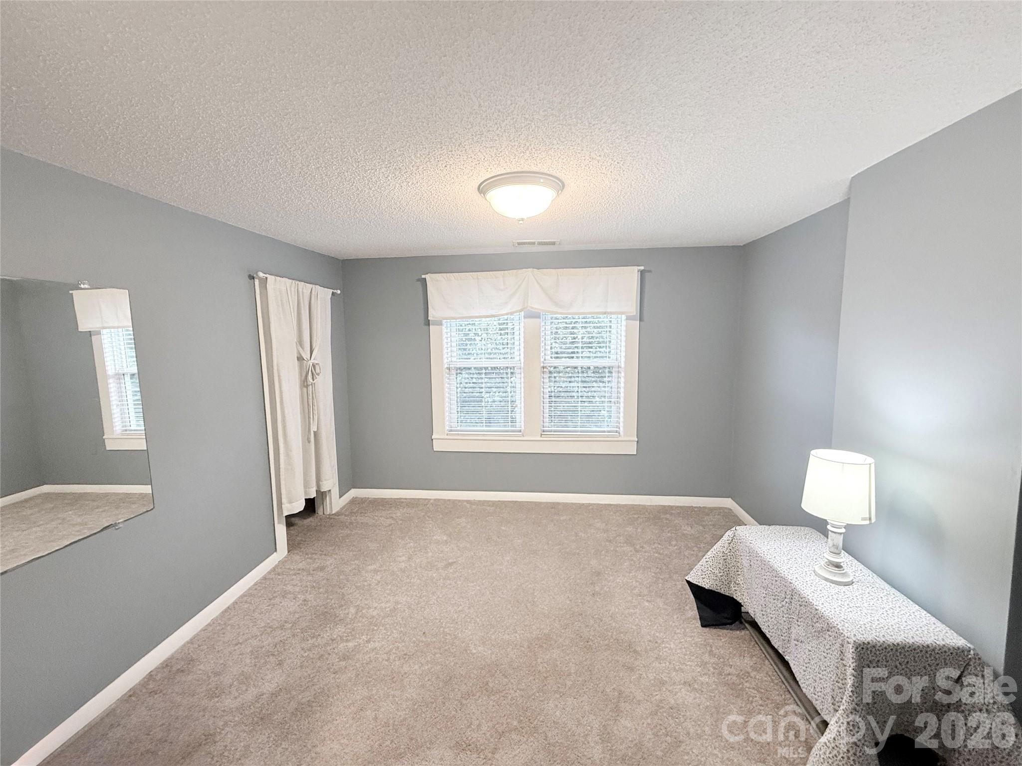 302 S College Avenue Property Photo 13