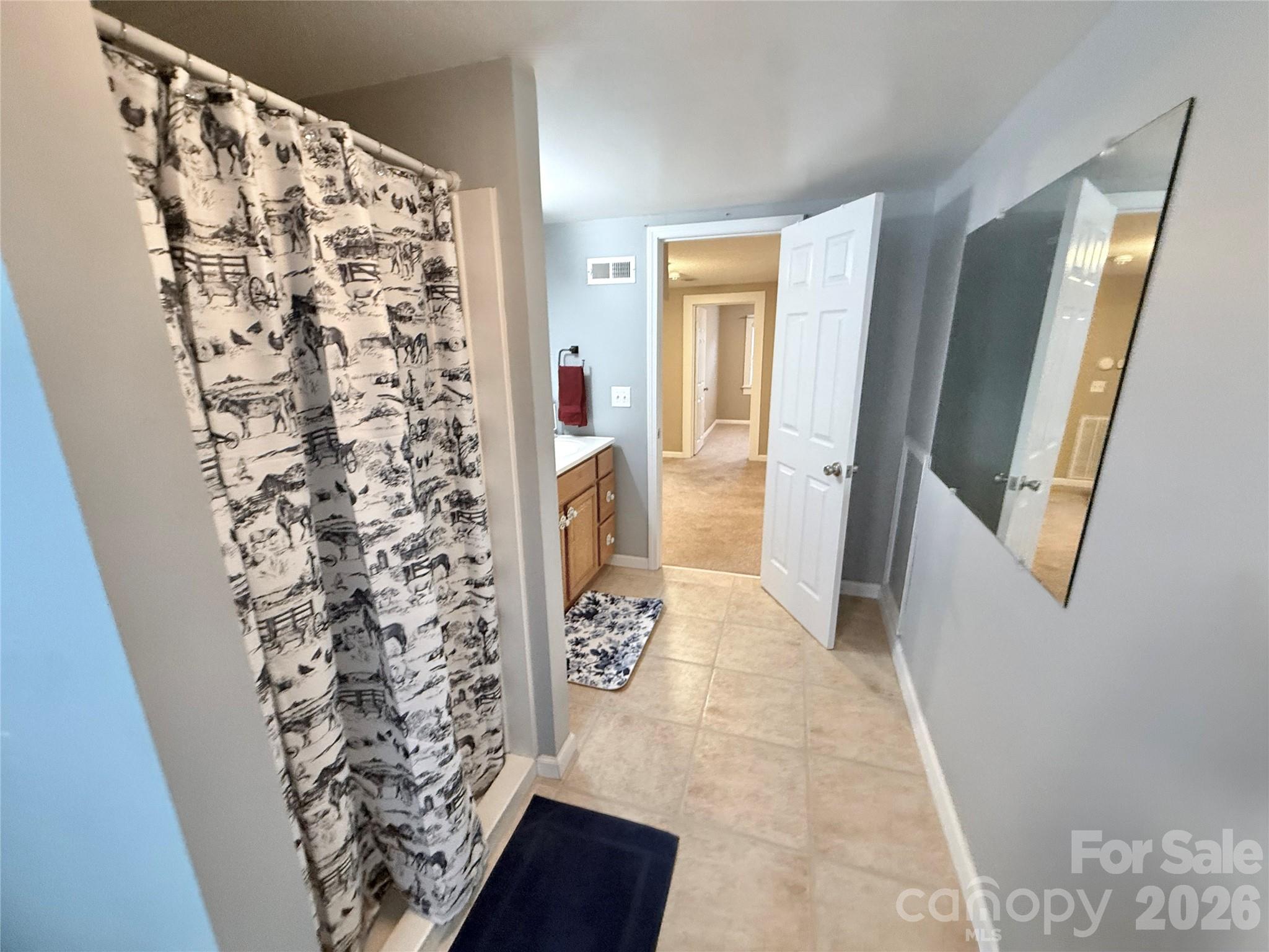 302 S College Avenue Property Photo 18