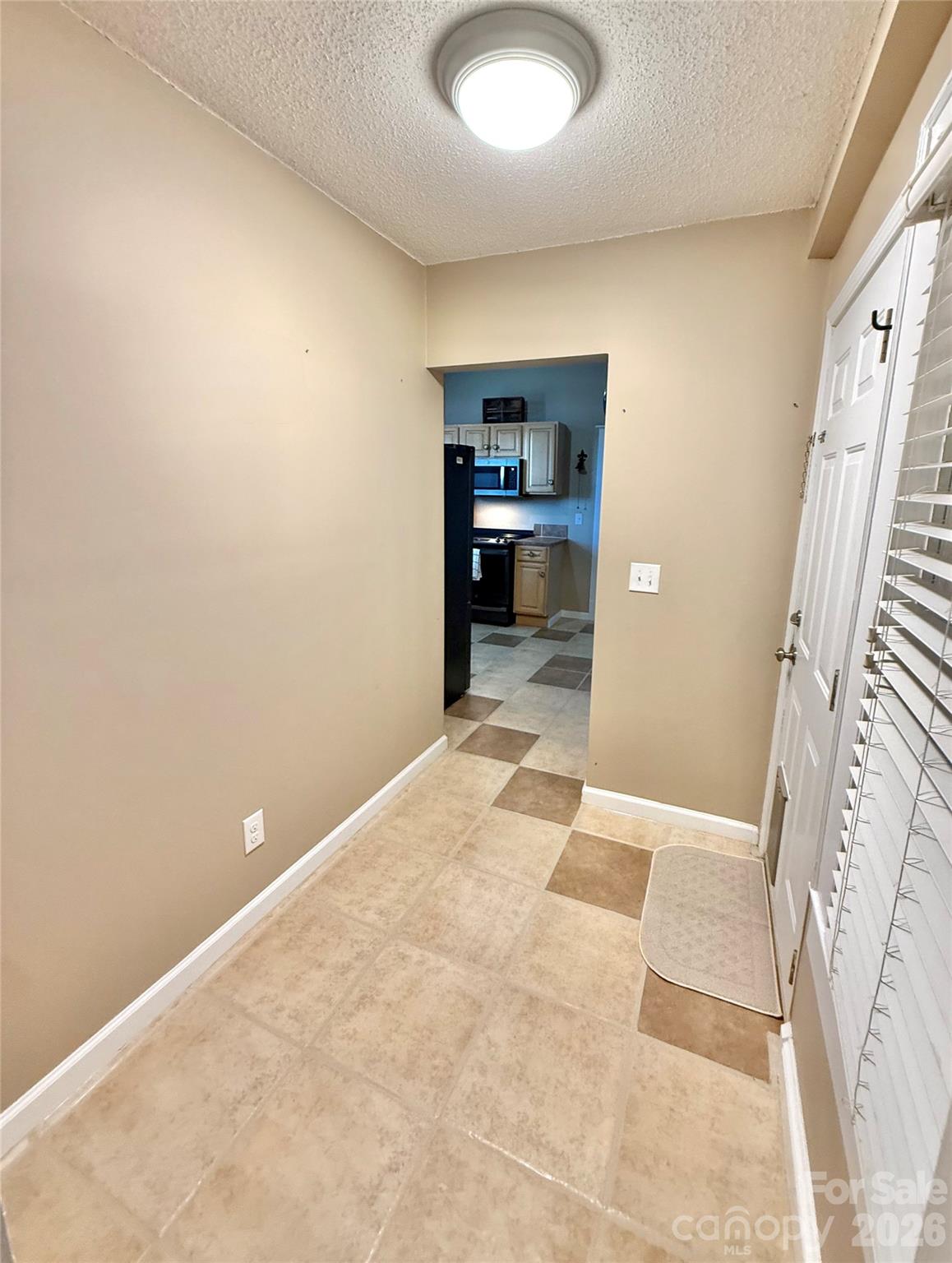 302 S College Avenue Property Photo 31