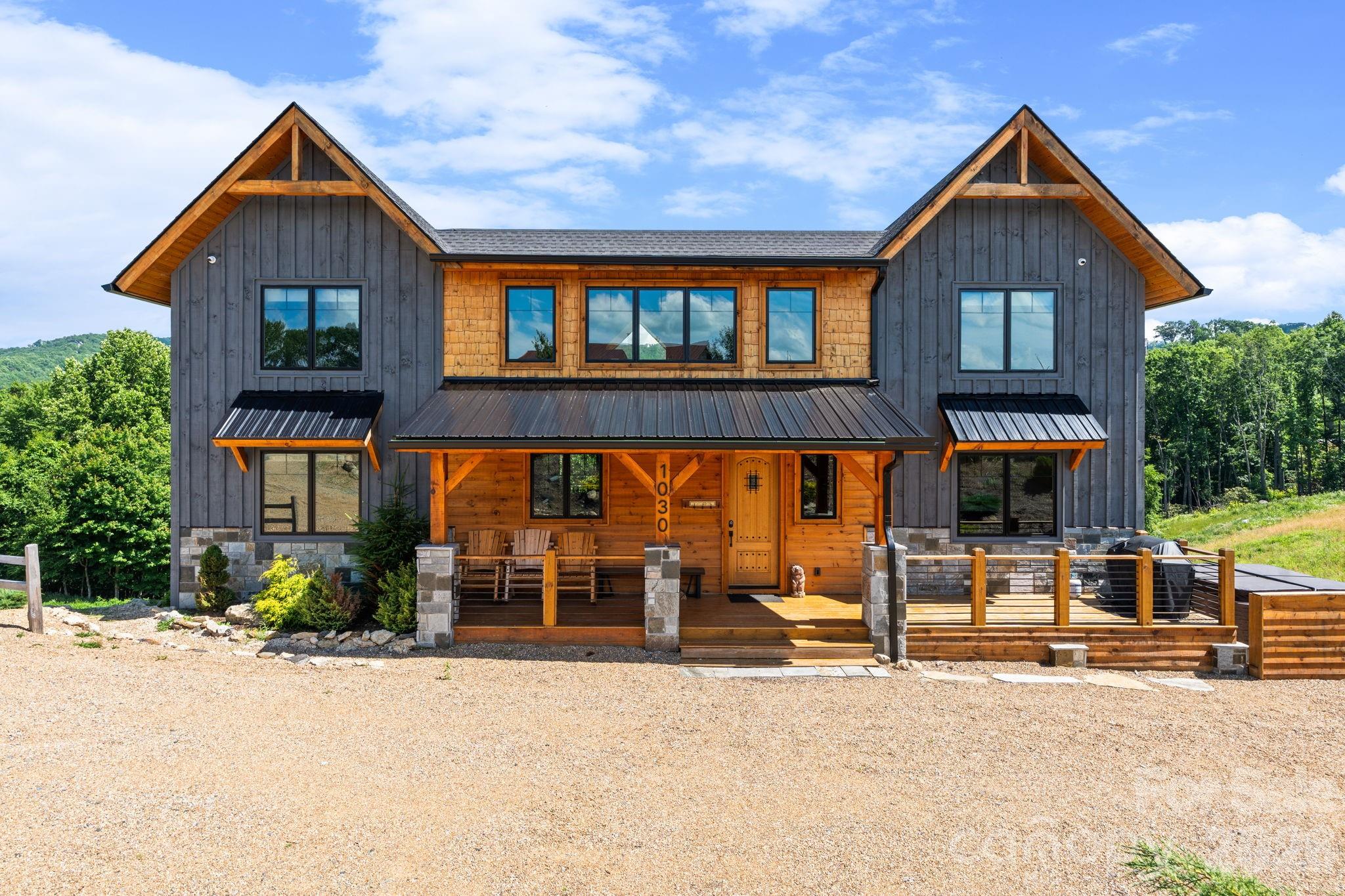 1030 High Valley Overlook Property Photo 1
