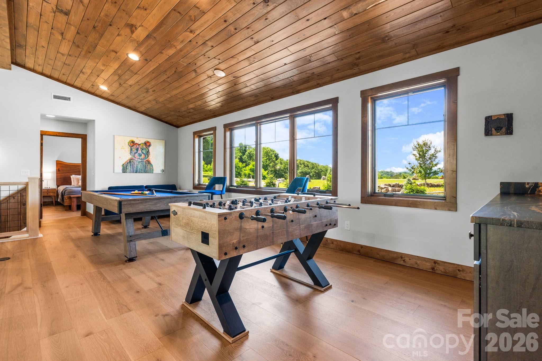 1030 High Valley Overlook Property Photo 8