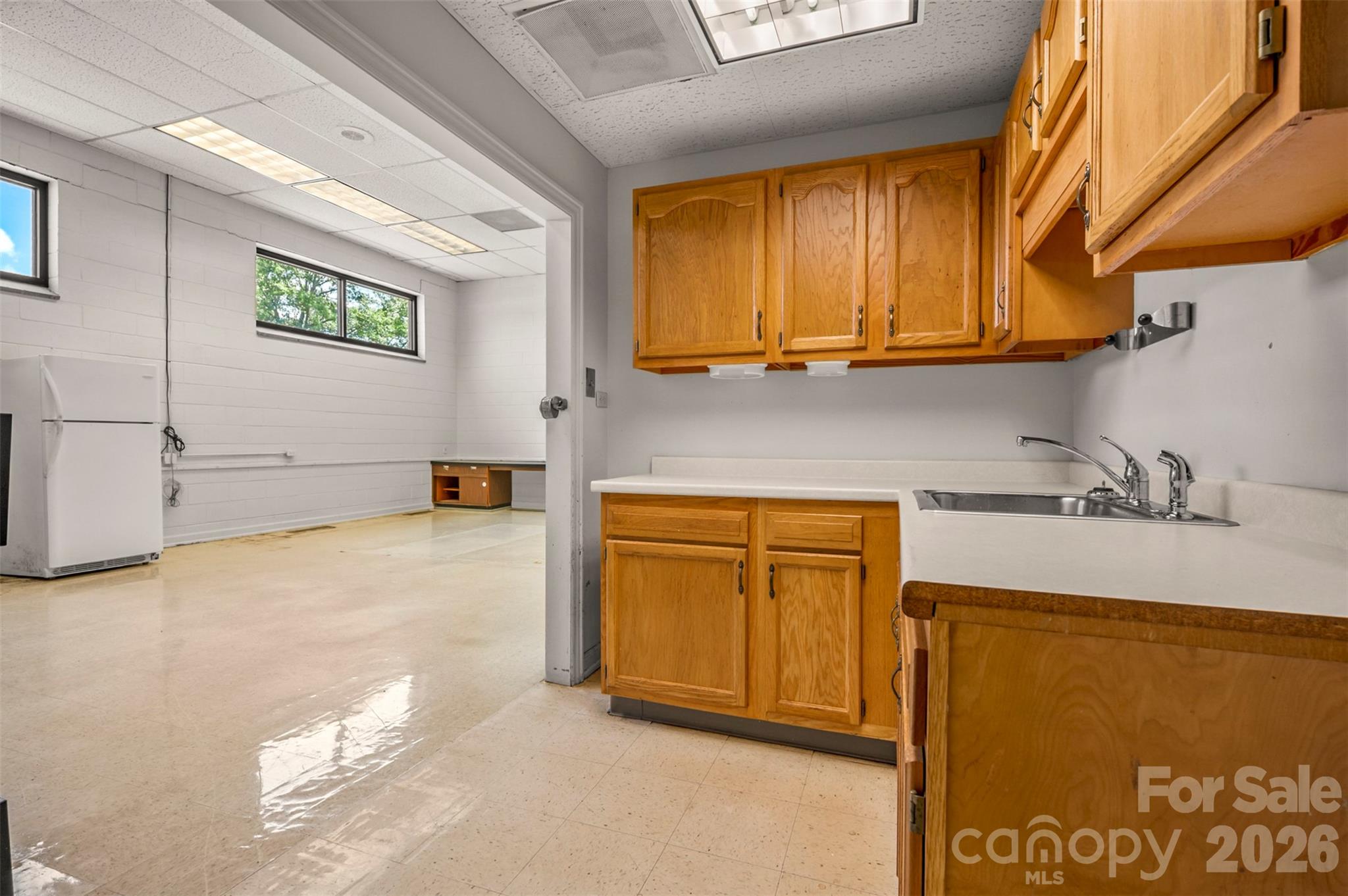 330 W Main Street Property Photo 43