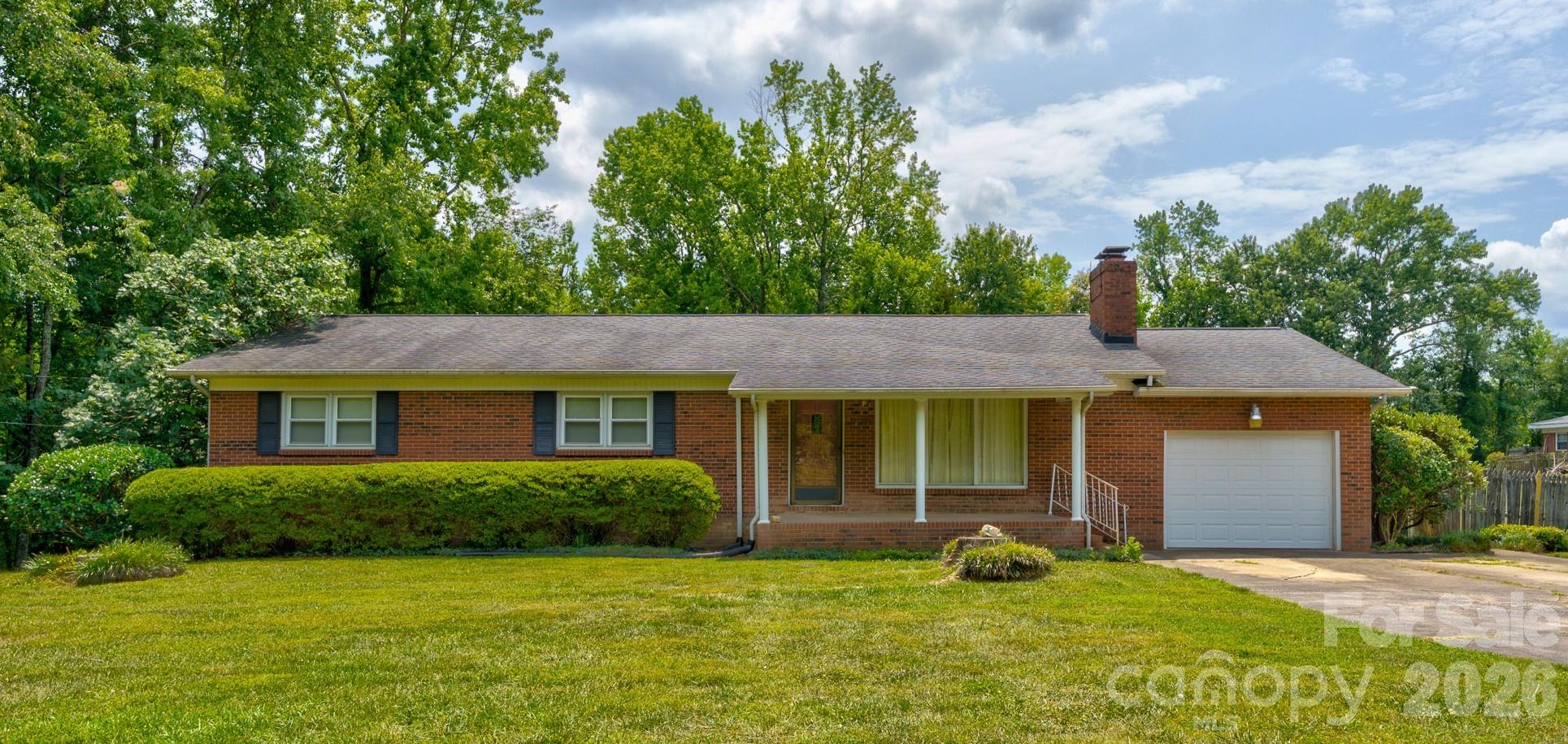 3641 Tryon Courthouse Road Property Photo 1