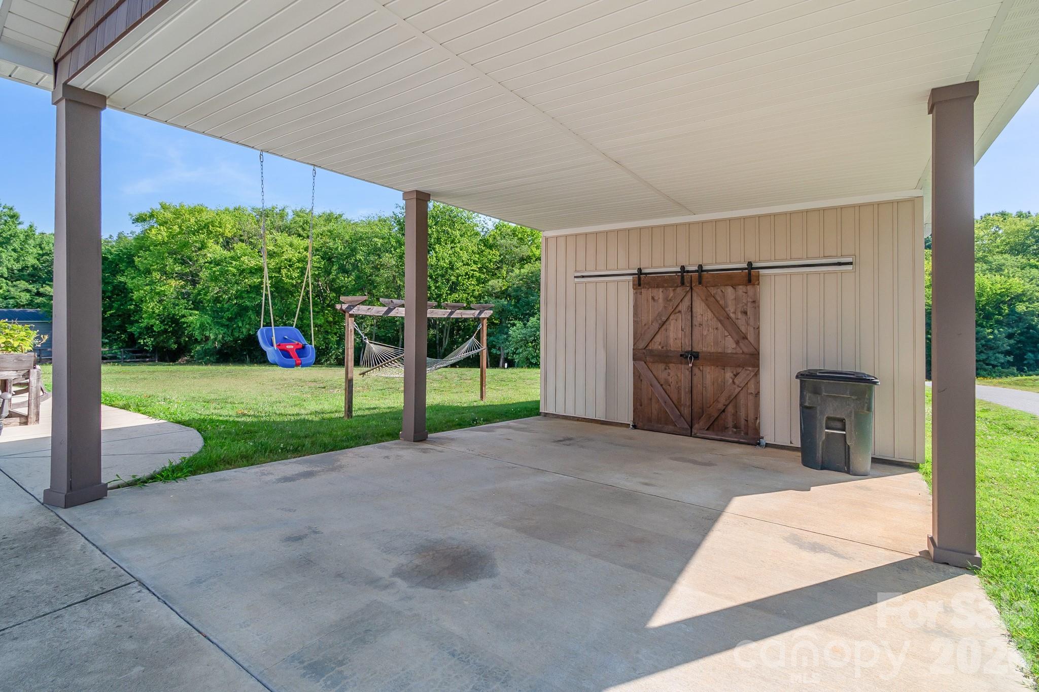 2324 Old Camden Road Property Photo 7