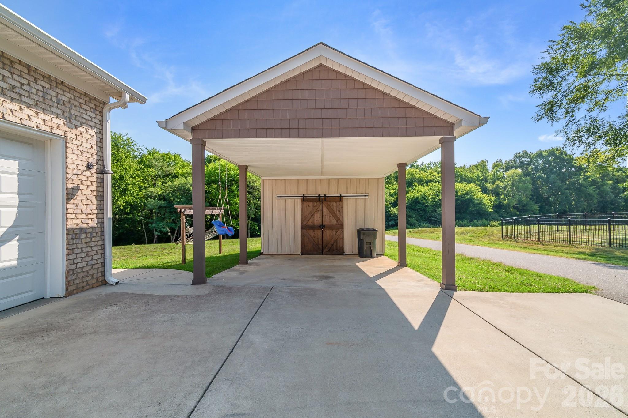 2324 Old Camden Road Property Photo 8