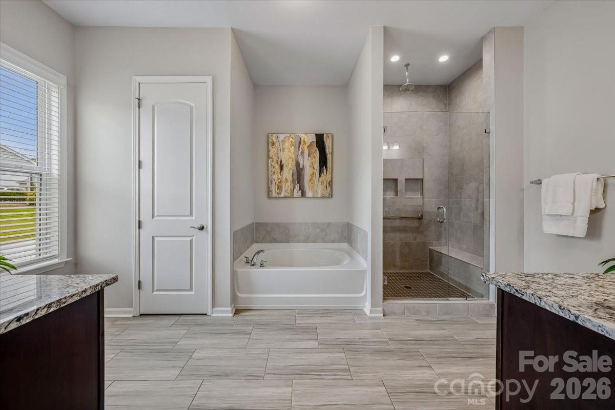 1427 Brooksland Place Property Photo 24