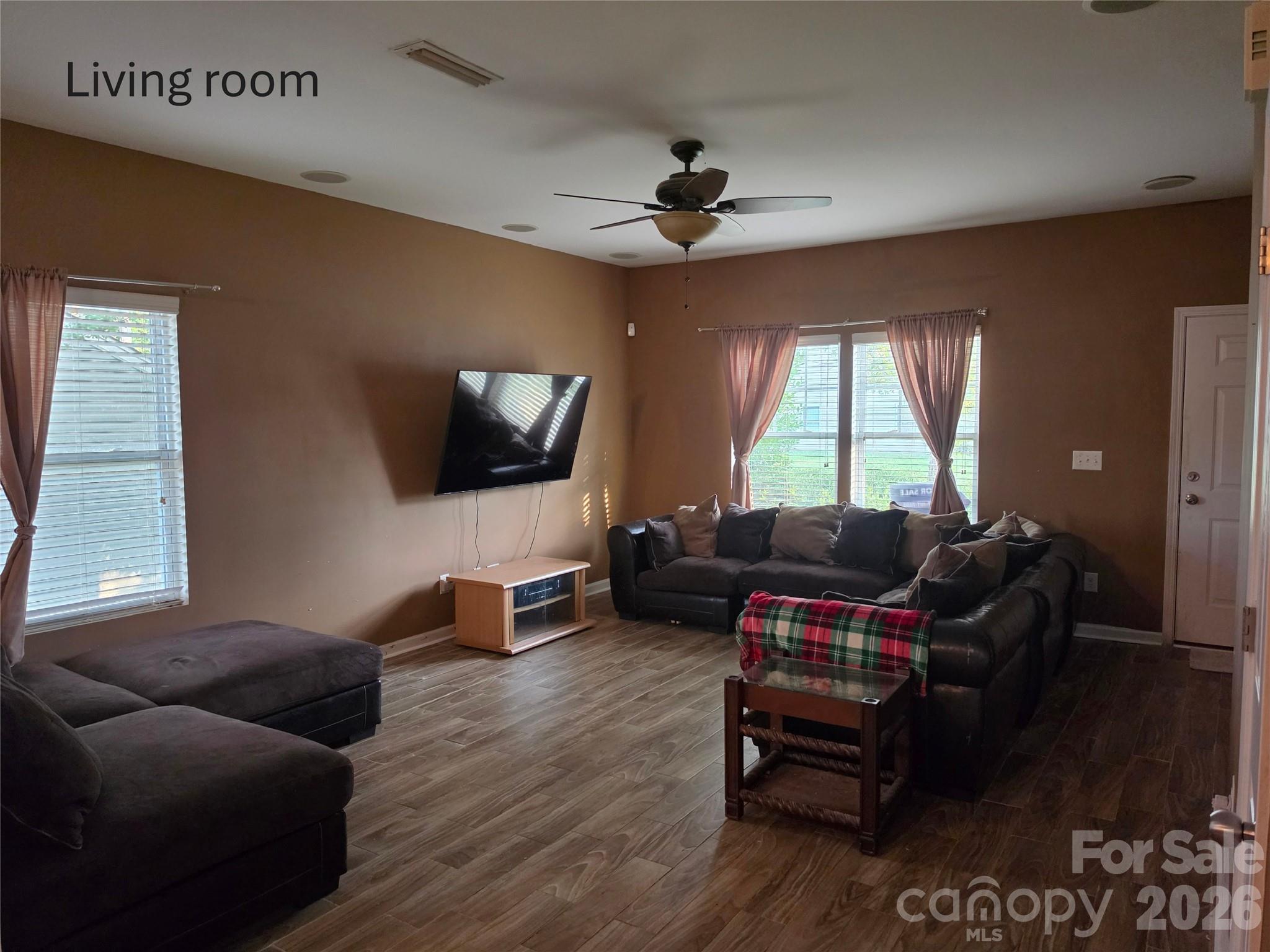 241 Ashcake Court Property Photo 3