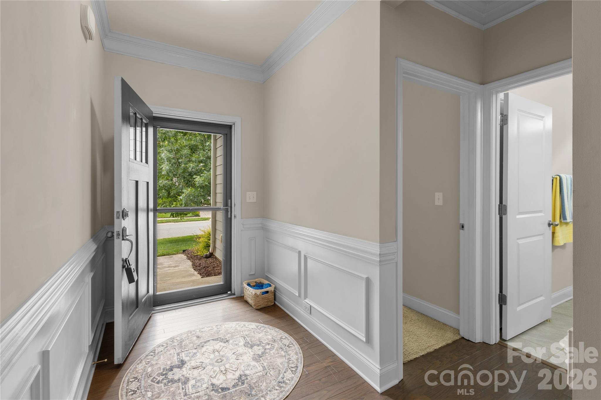 2449 Seagull Drive Property Photo 2