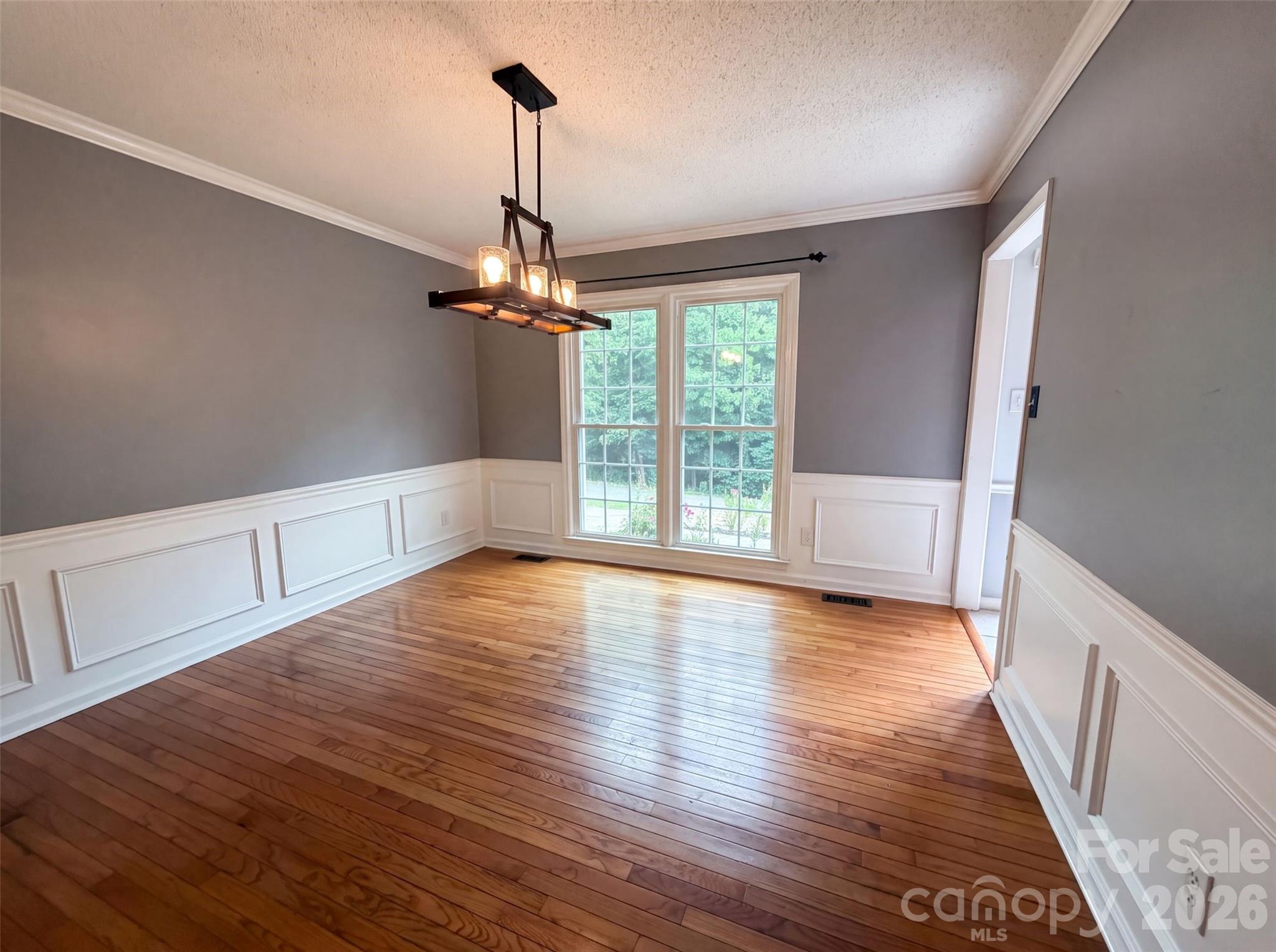 1148 Blossom Terrace Property Photo 6