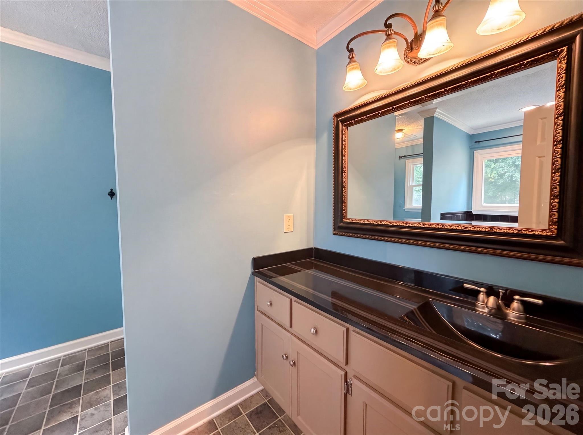 1148 Blossom Terrace Property Photo 12