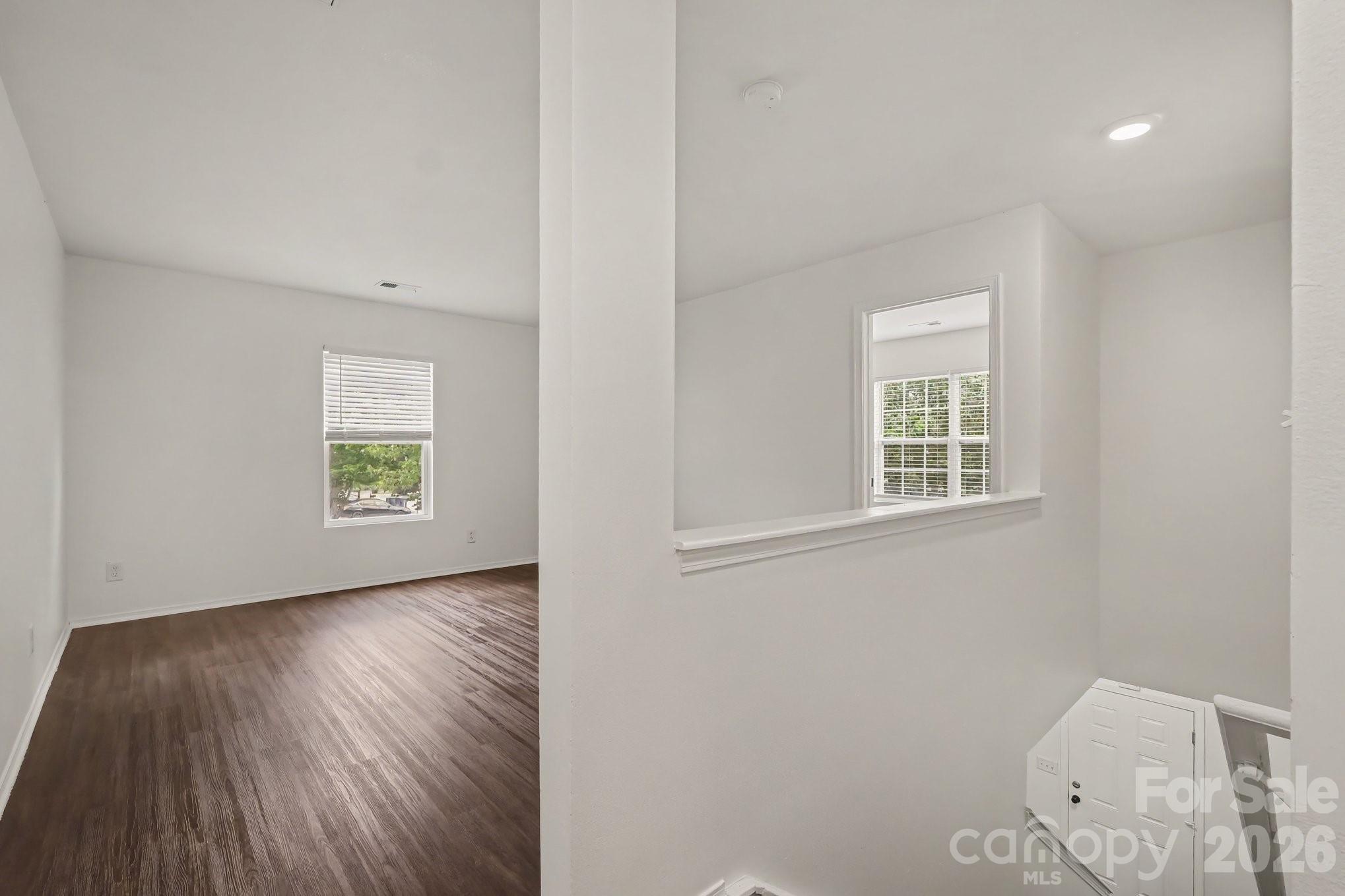 4636 Meadowfield Road Property Photo 12