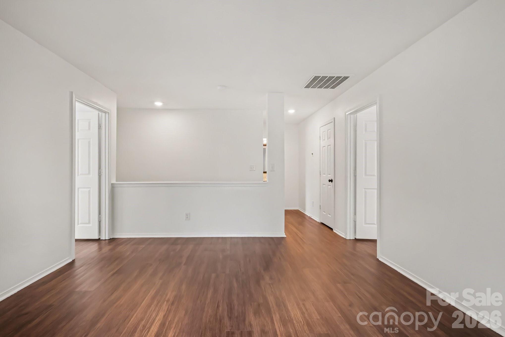 4636 Meadowfield Road Property Photo 13