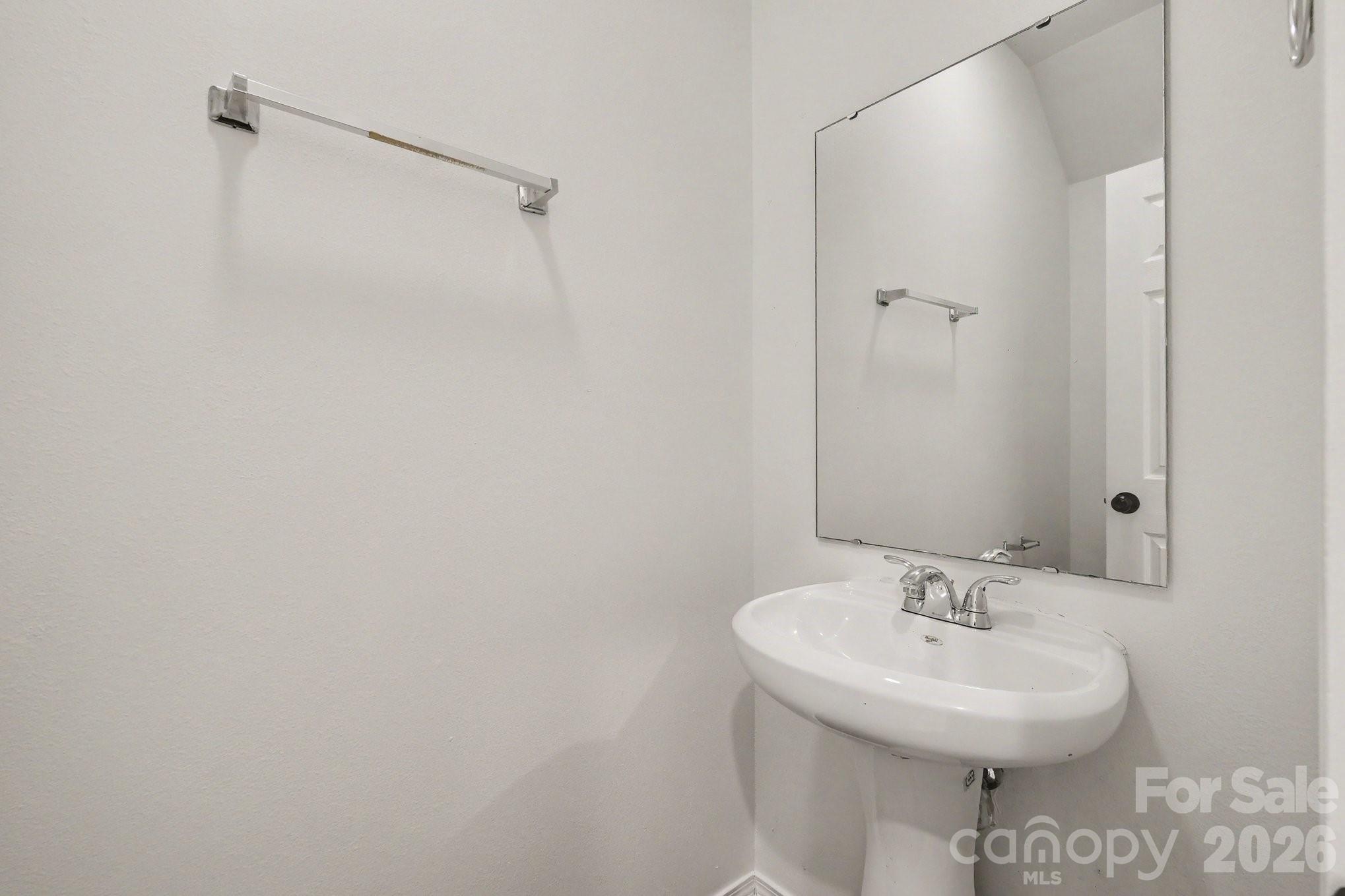 4636 Meadowfield Road Property Photo 23