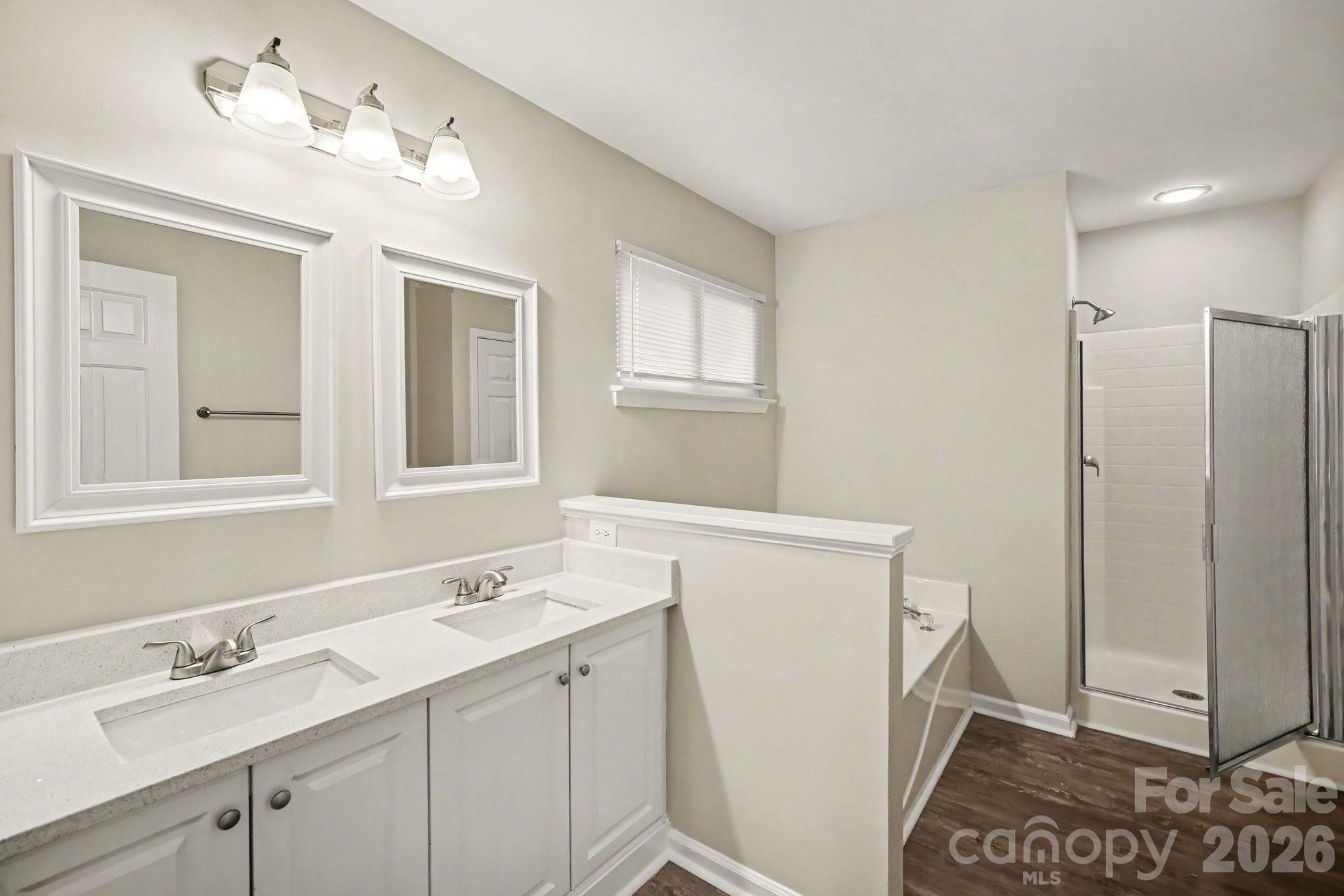 2732 Black Walnut Lane Property Photo 13
