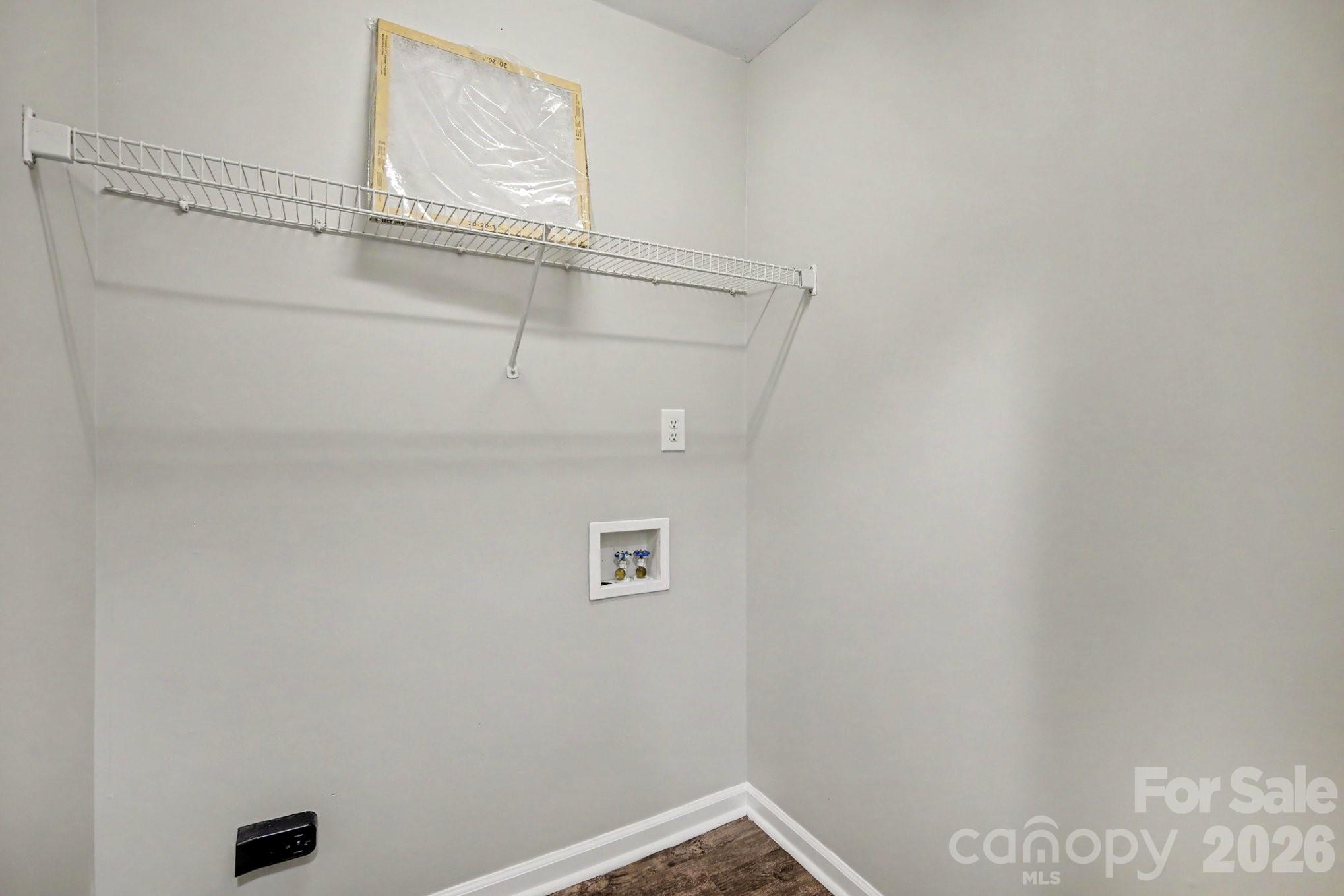 2732 Black Walnut Lane Property Photo 17