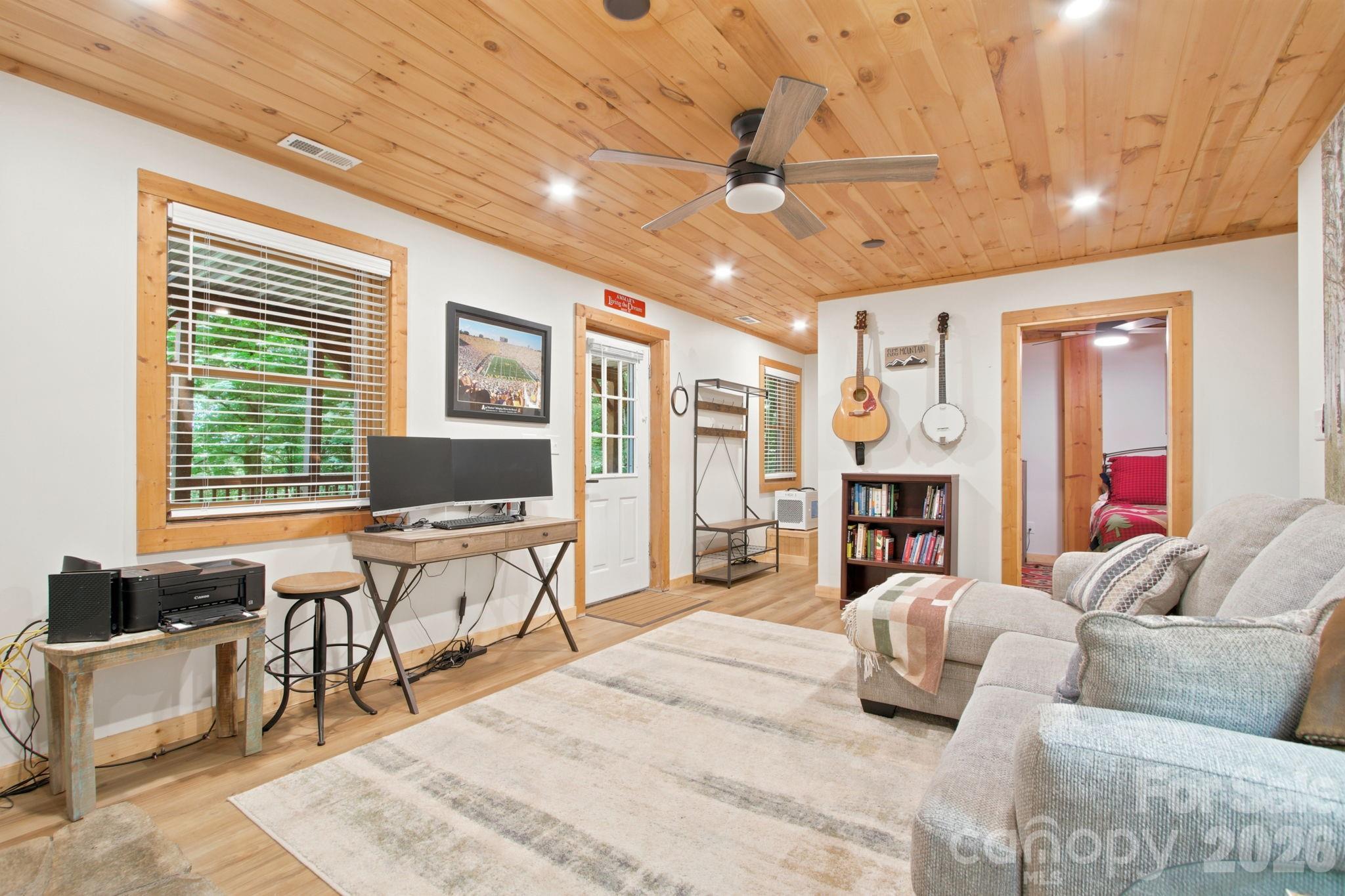 176 Ravens View B-7 & B-8 Property Photo 16