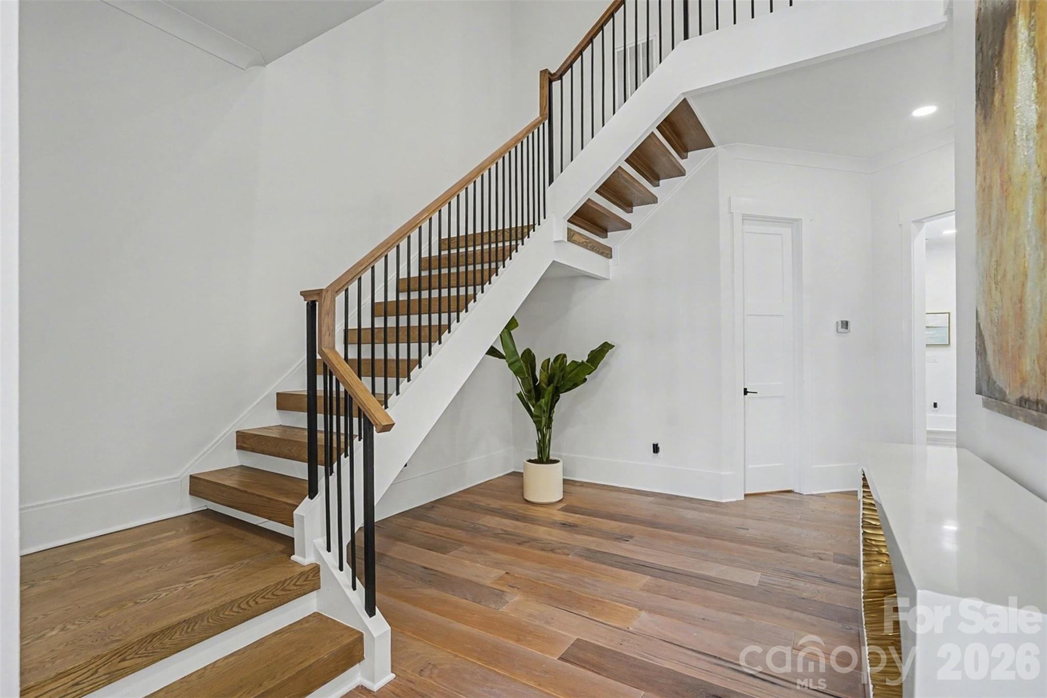 915 Laurel Creek Lane Property Photo 19