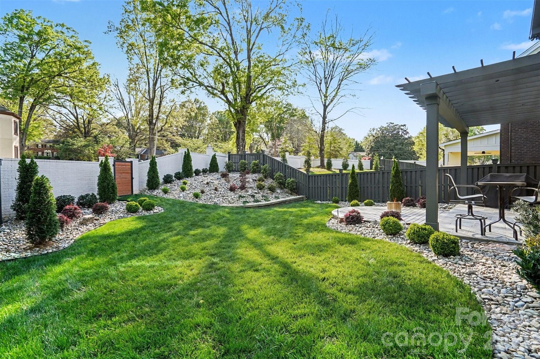 915 Laurel Creek Lane Property Photo 45