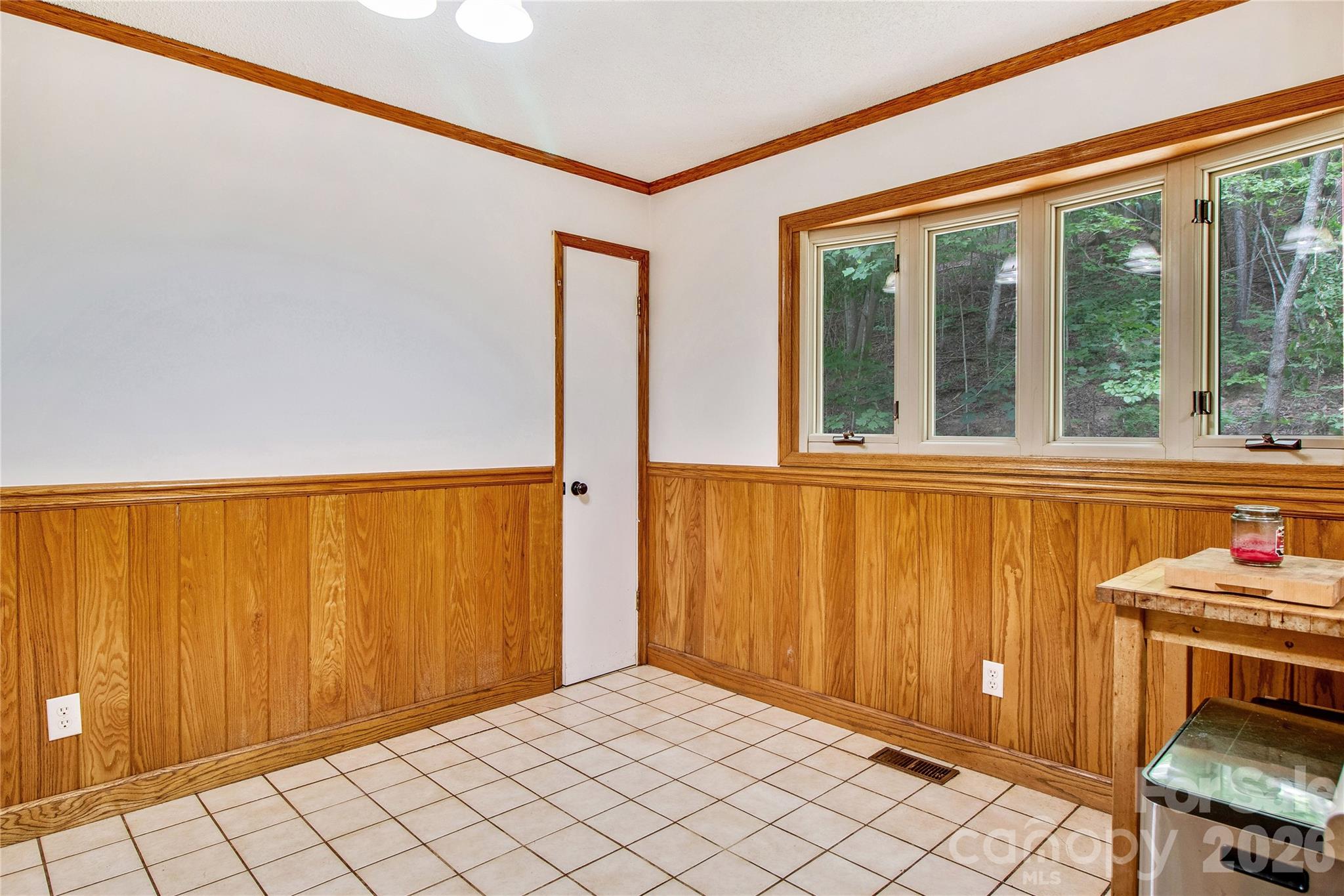 329 Dix Creek #2 Road Property Photo 7