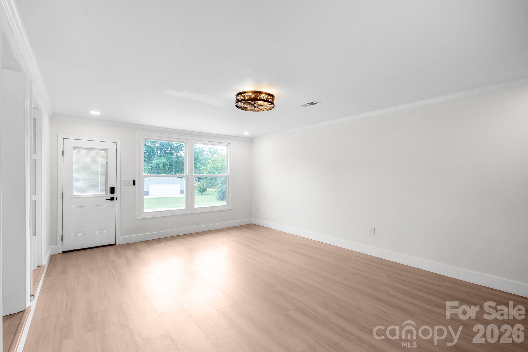 3115 Crow Road Property Photo 10