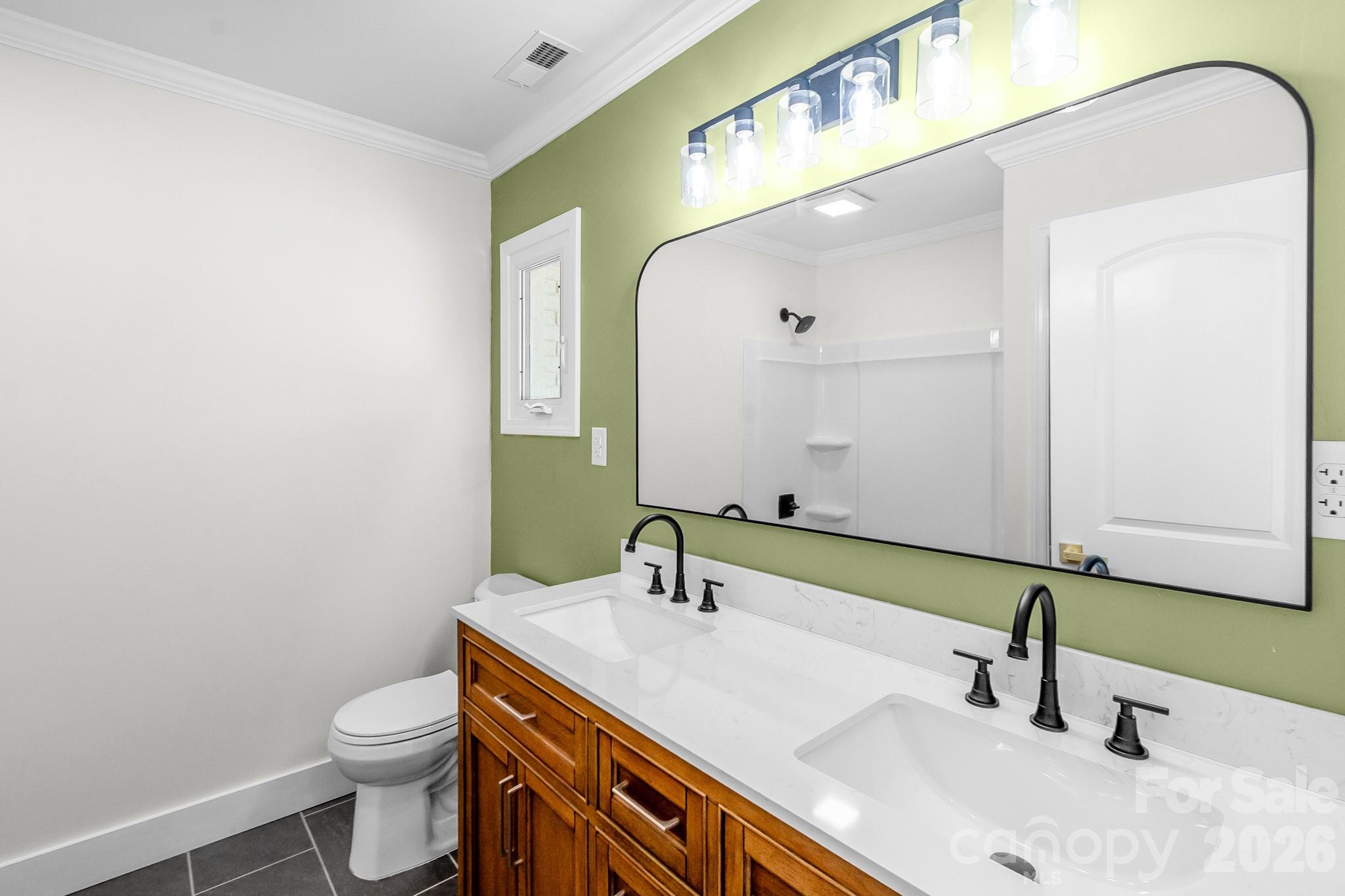3115 Crow Road Property Photo 17