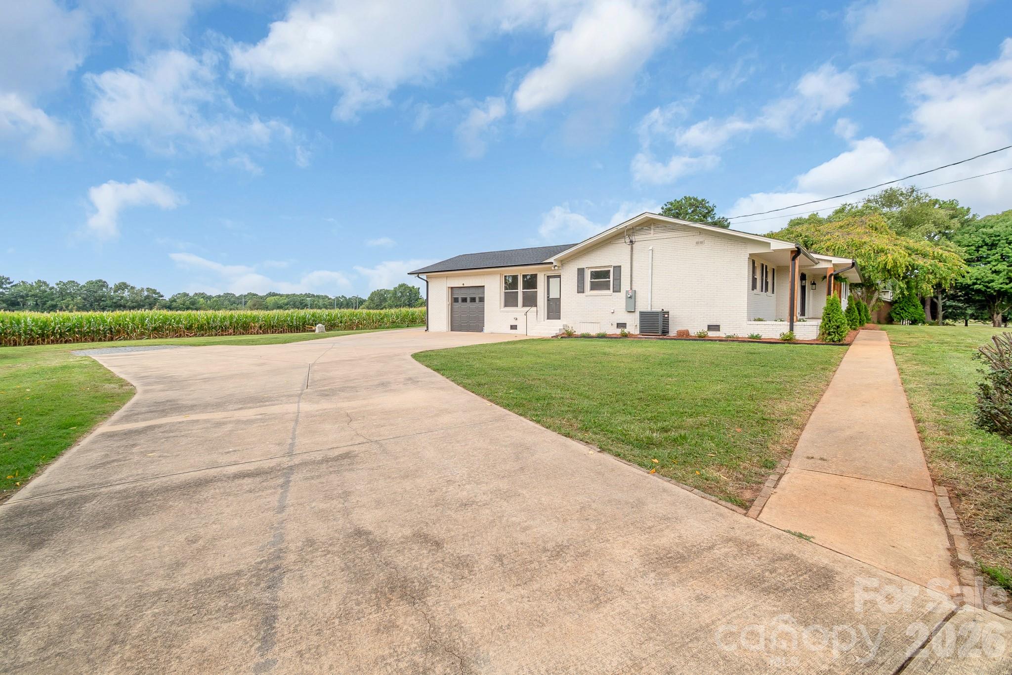 3115 Crow Road Property Photo 20