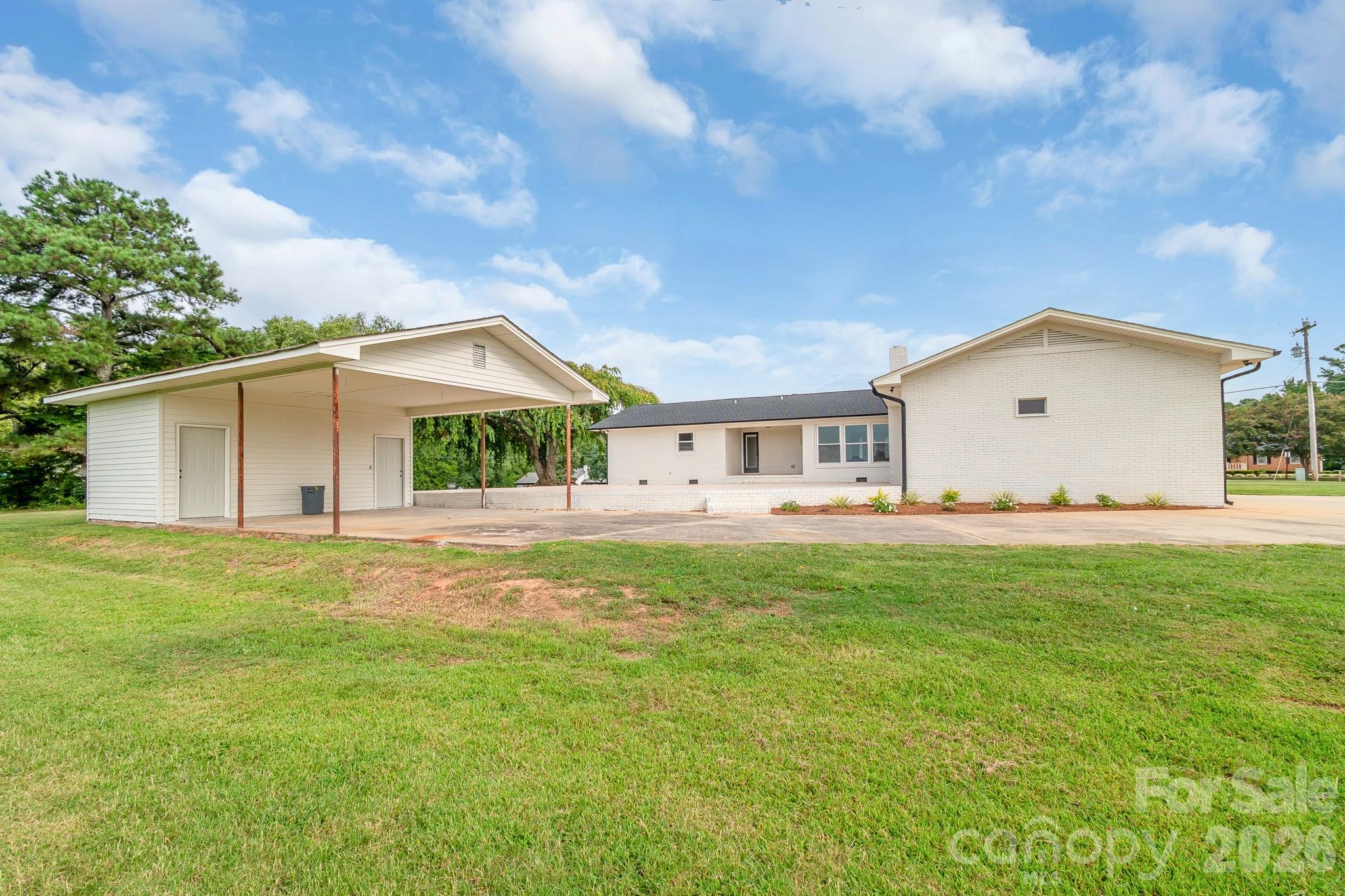 3115 Crow Road Property Photo 24