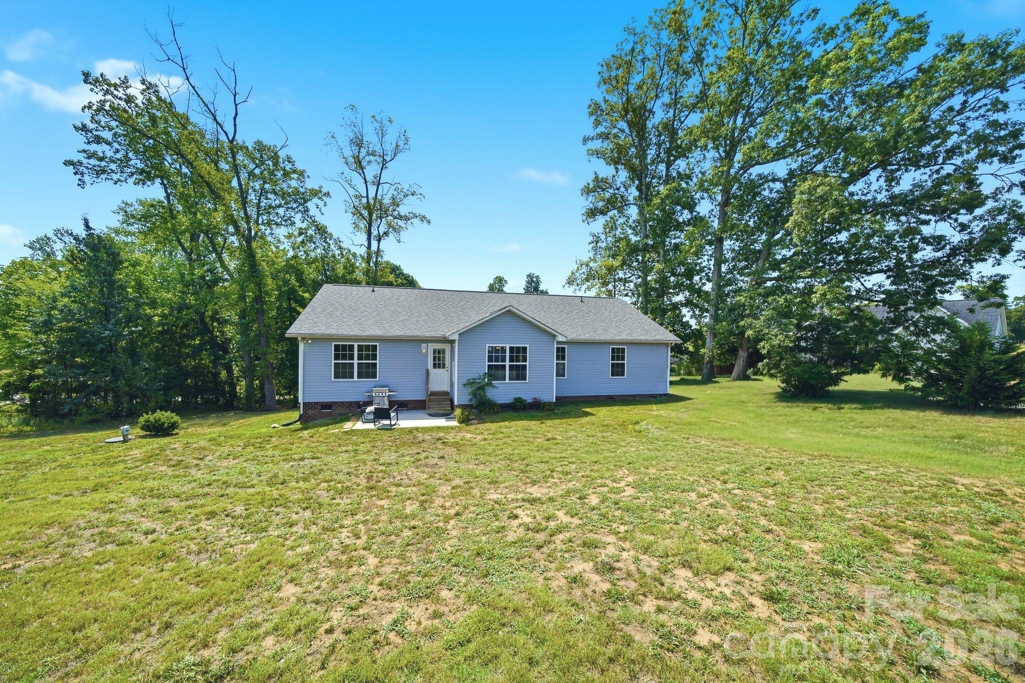 105 Hidden Spring Drive Property Photo 32