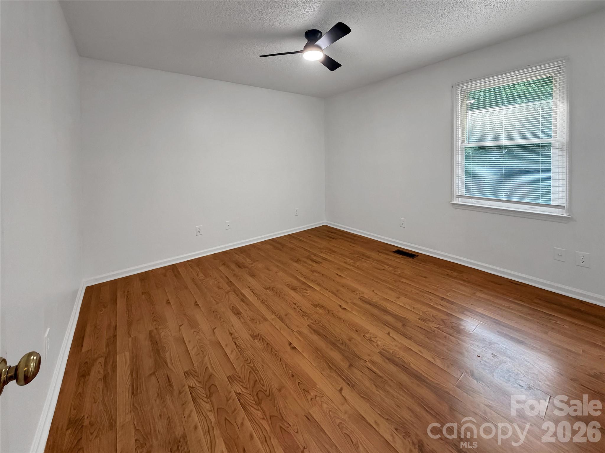 315 Southglenn Drive Property Photo 21