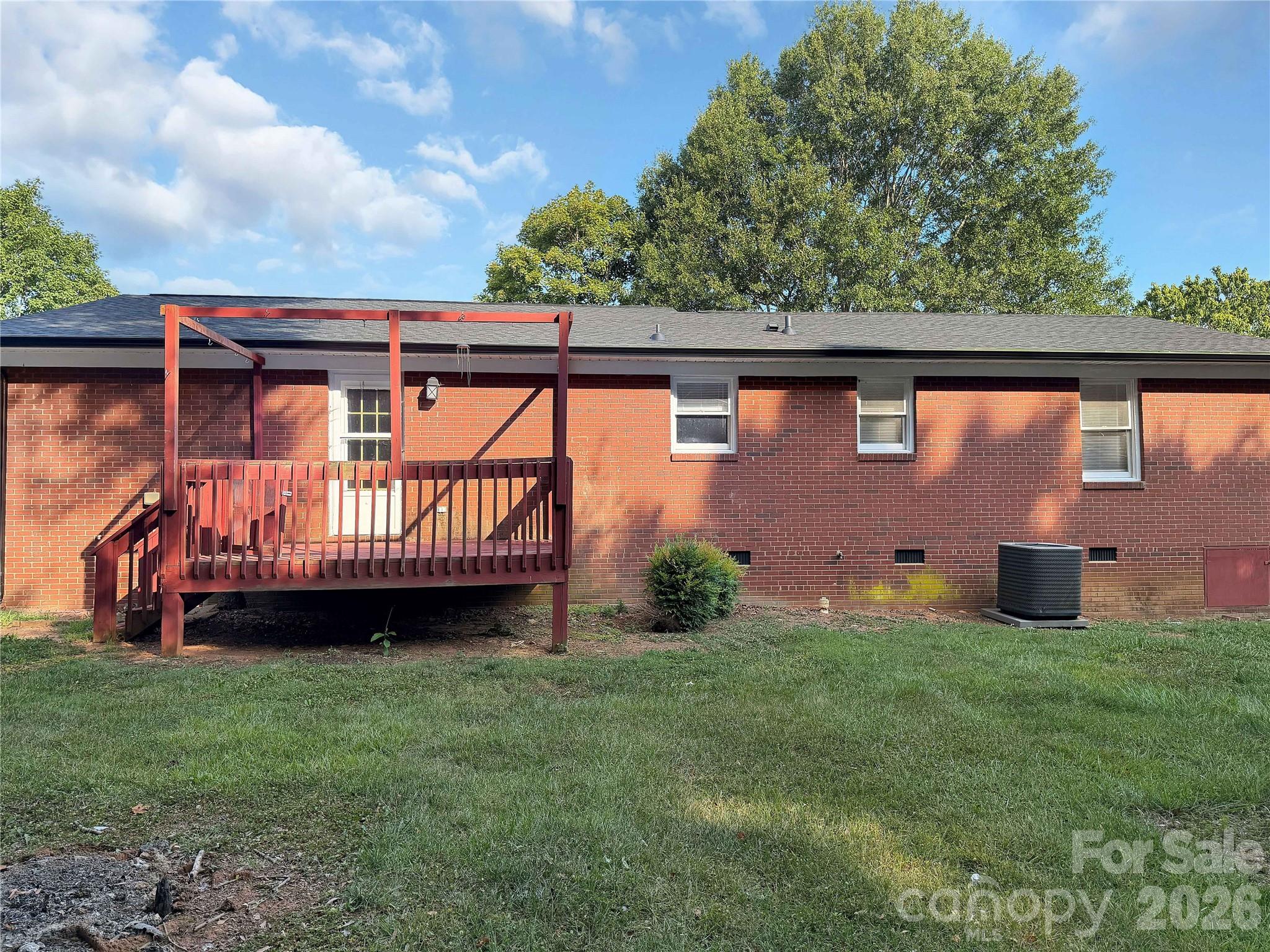 315 Southglenn Drive Property Photo 22