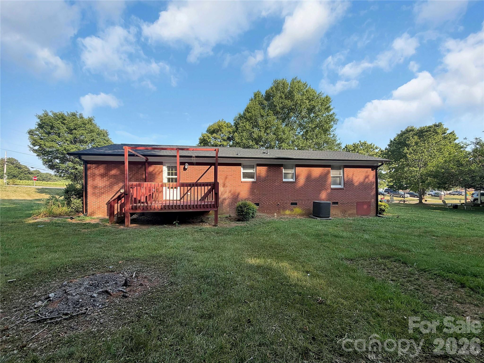 315 Southglenn Drive Property Photo 23