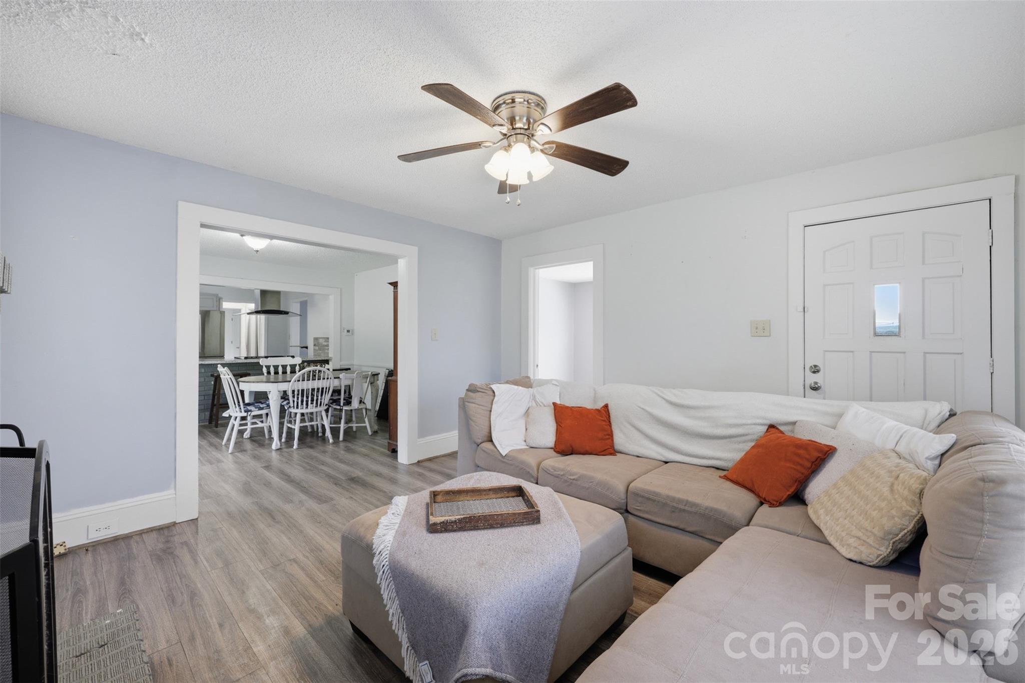 623 E Ohio Avenue Property Photo 13