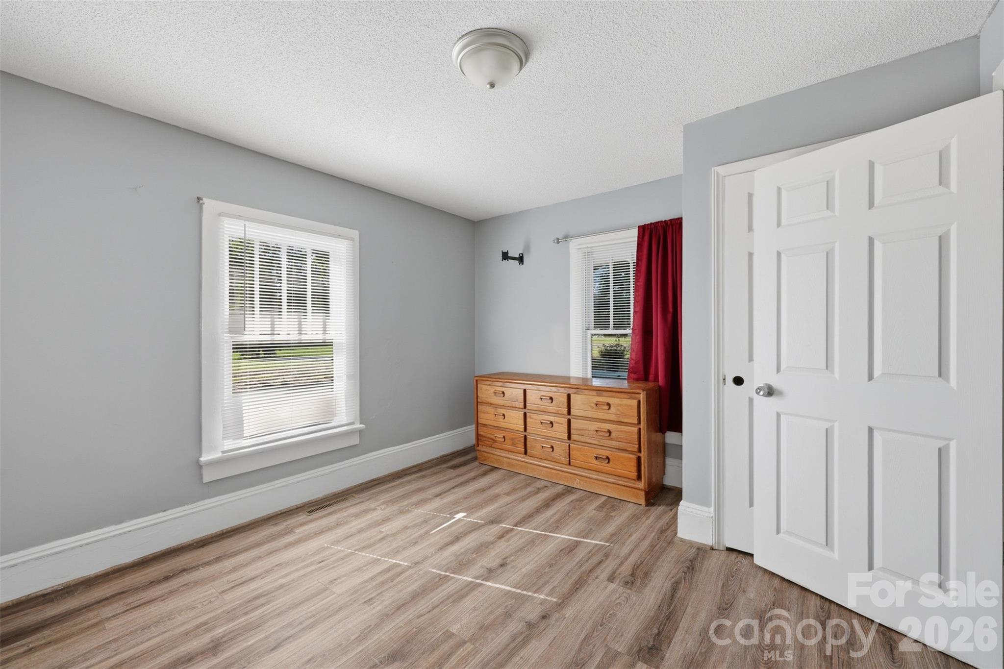 623 E Ohio Avenue Property Photo 15