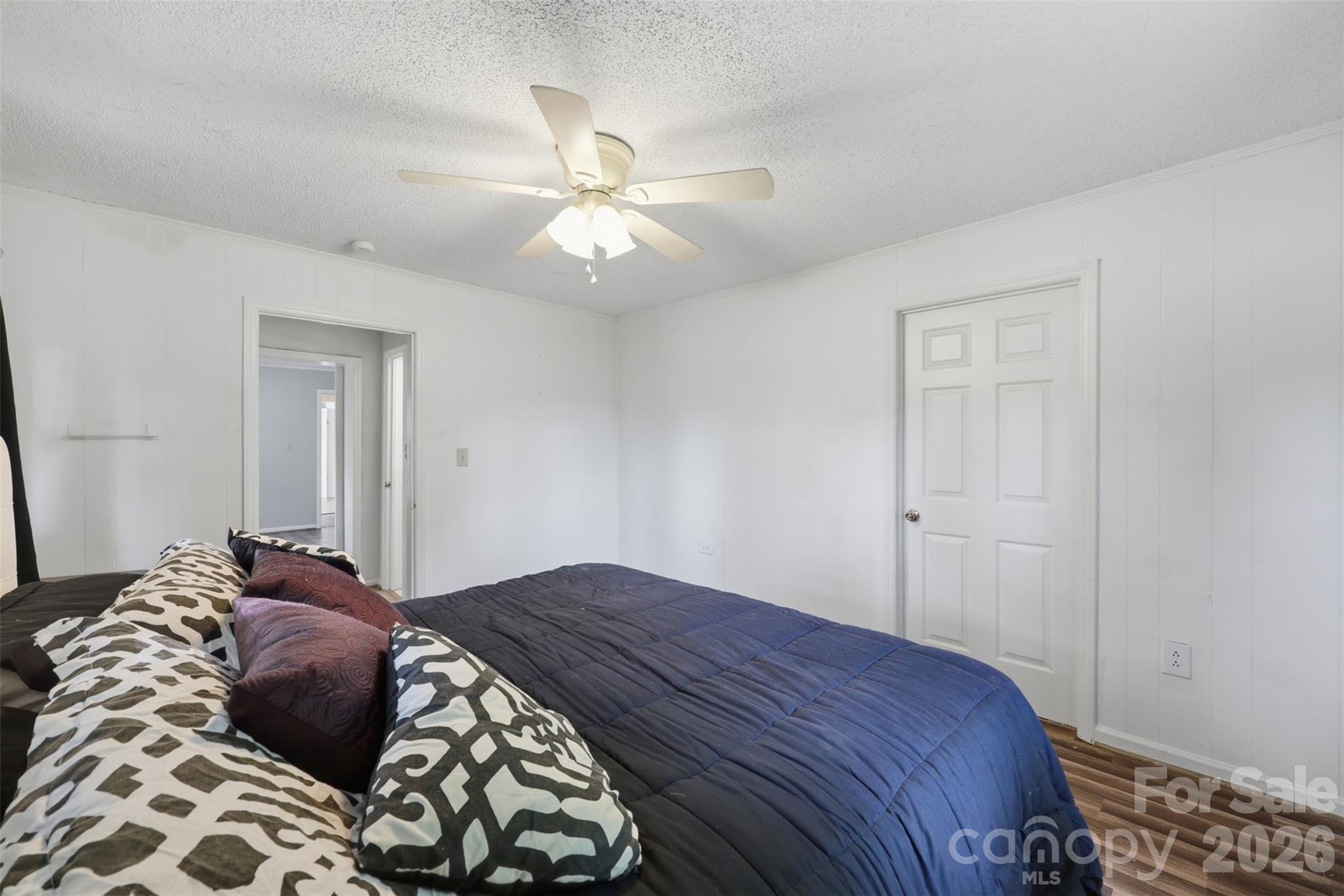 623 E Ohio Avenue Property Photo 29