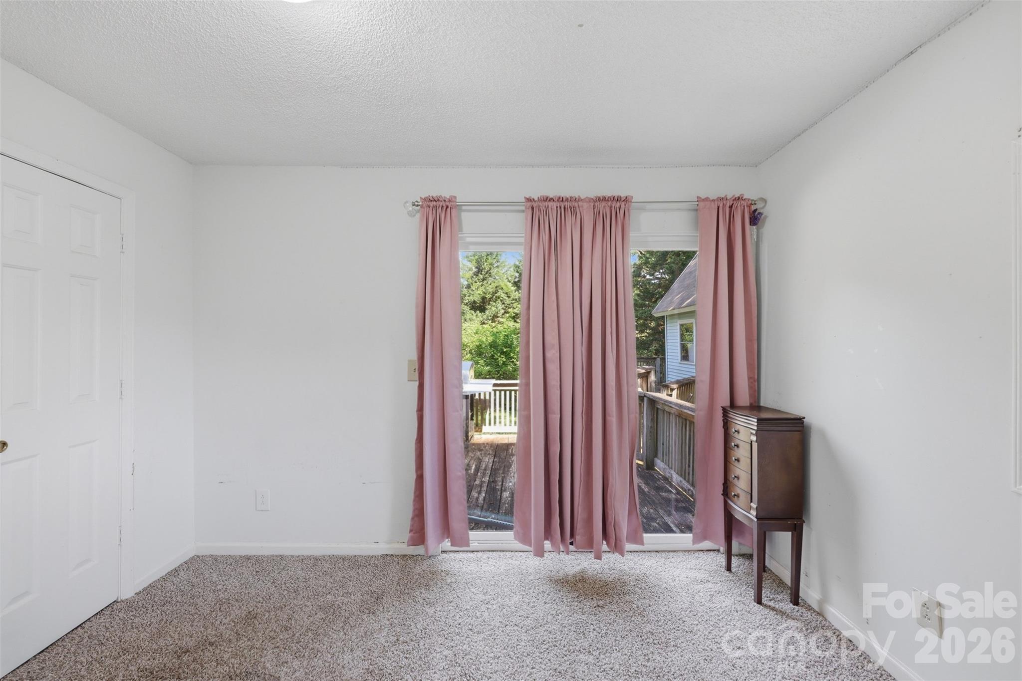 623 E Ohio Avenue Property Photo 33