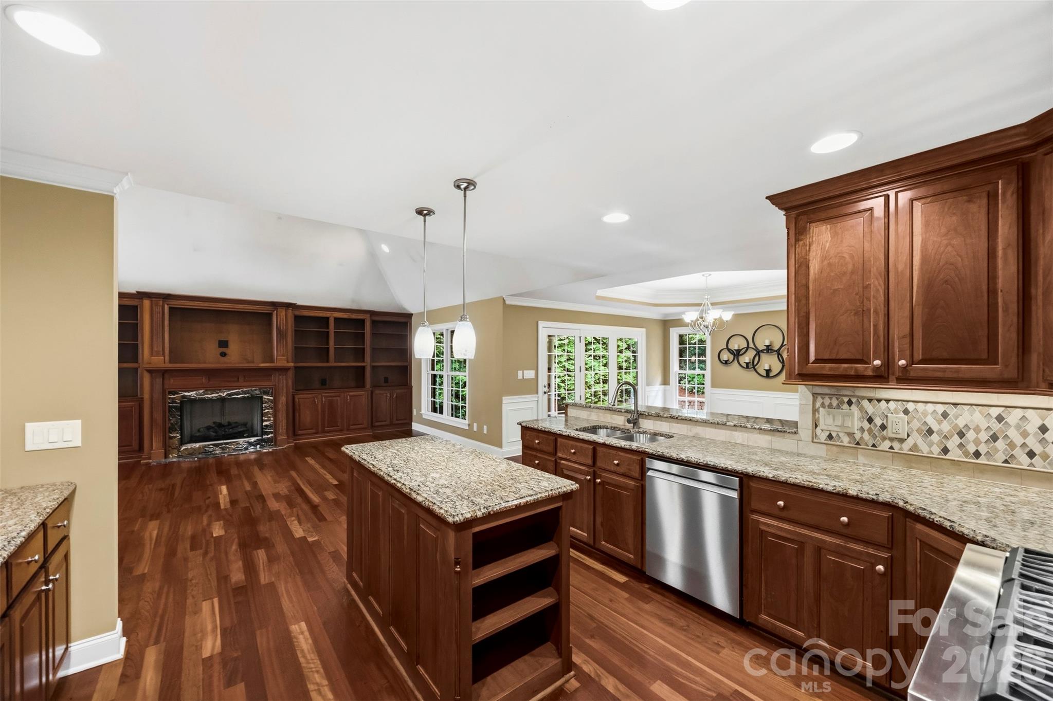 100 Jason Drive Property Photo 17