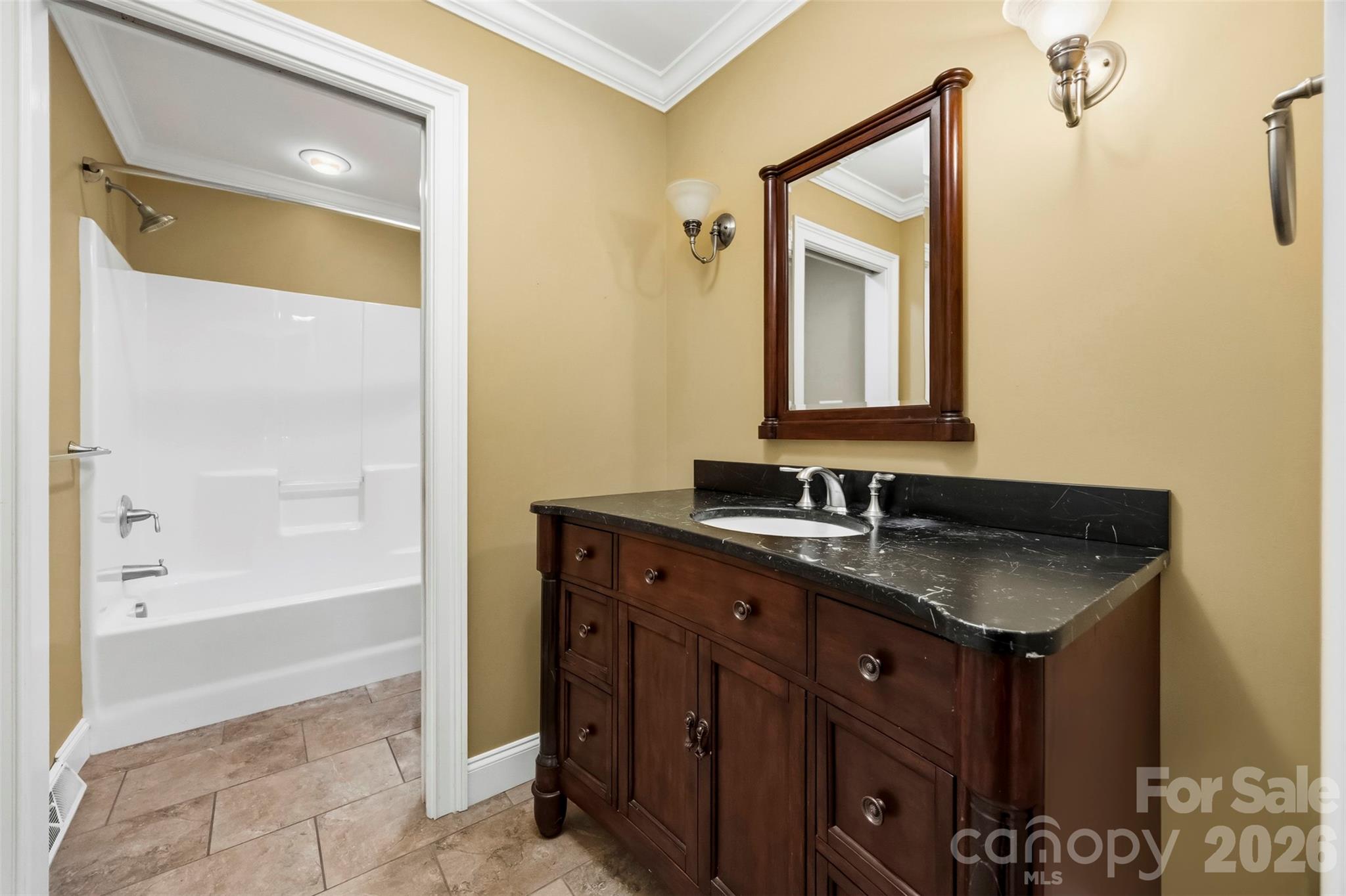 100 Jason Drive Property Photo 18