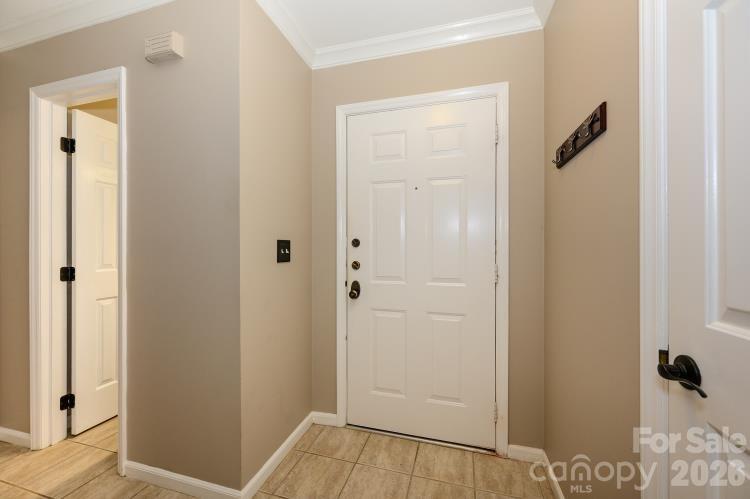 3605 Colony Crossing Drive Property Photo 3