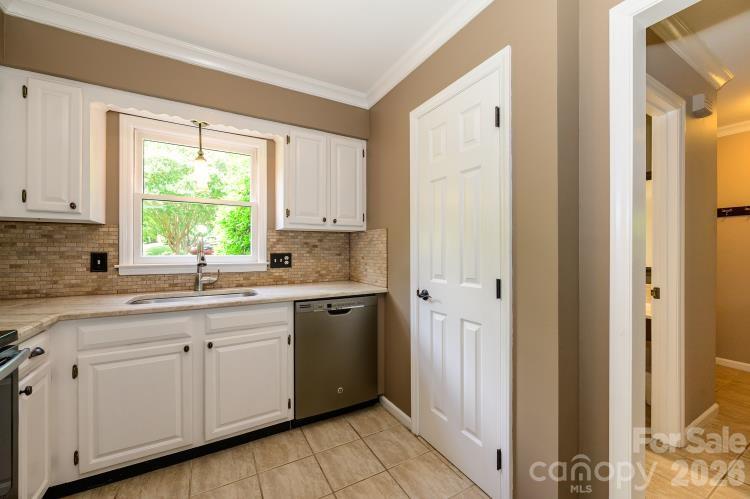 3605 Colony Crossing Drive Property Photo 6