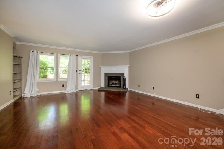 3605 Colony Crossing Drive Property Photo 10