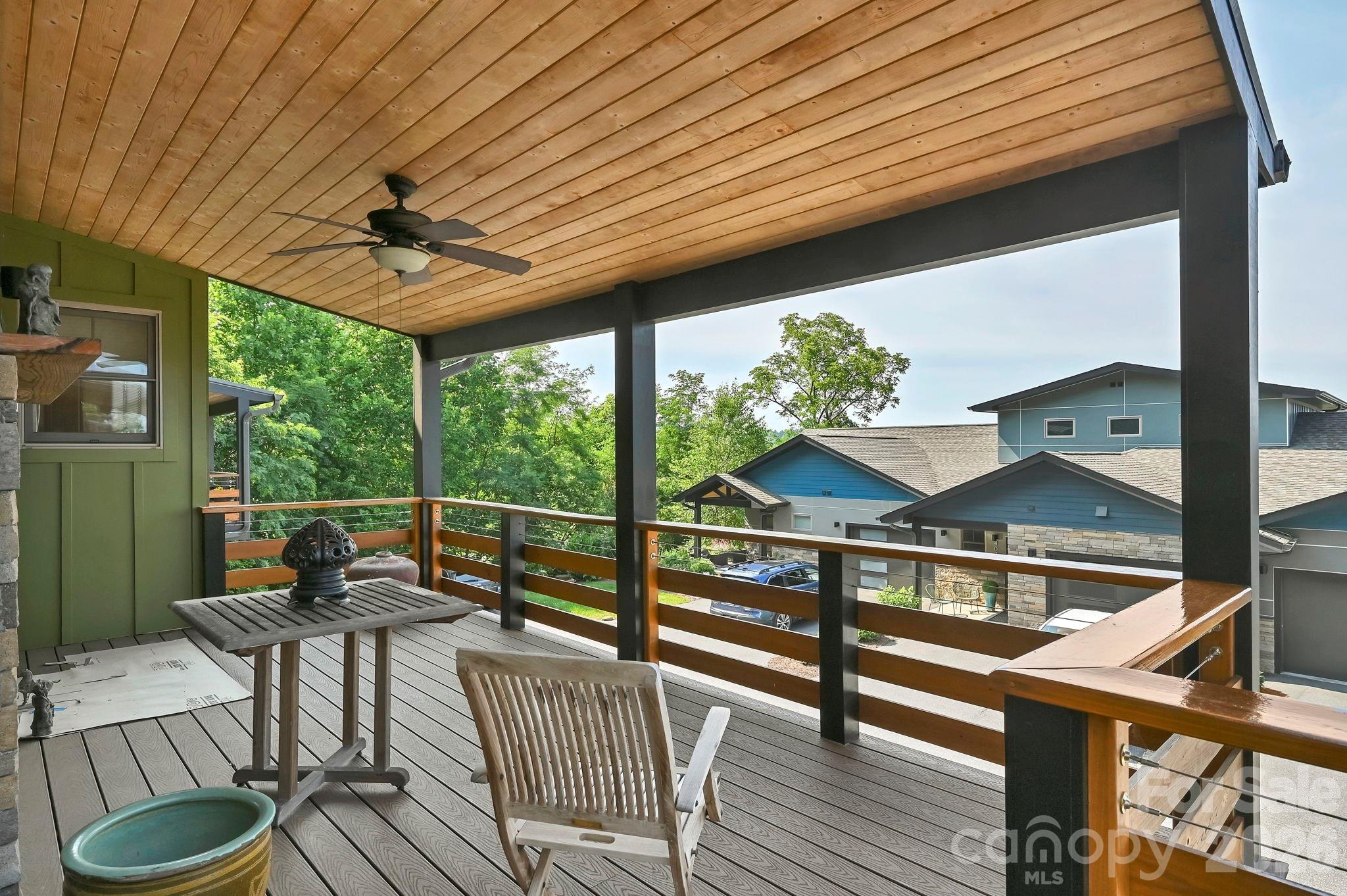406 Kessler Place Property Photo 6