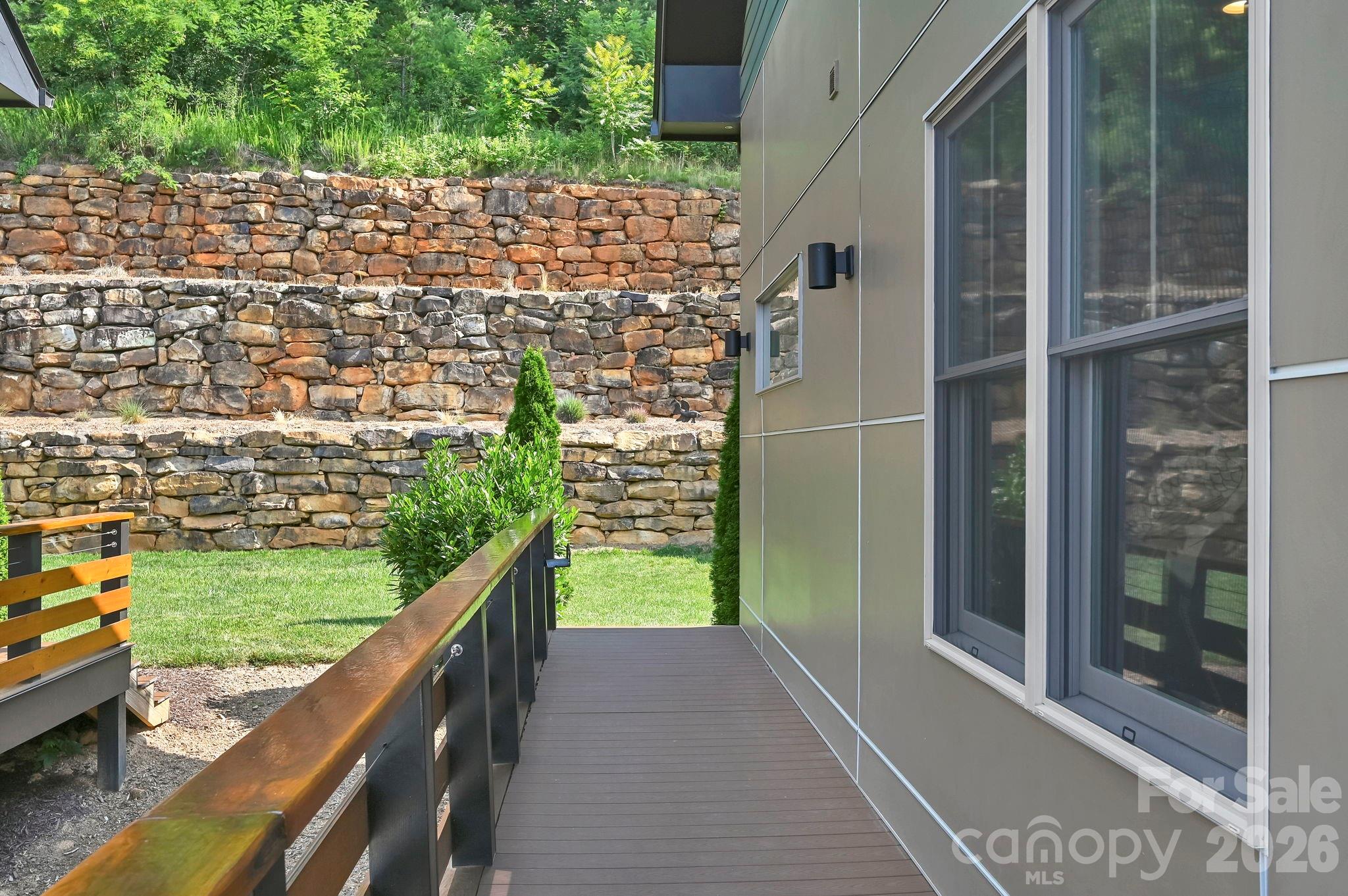 406 Kessler Place Property Photo 35