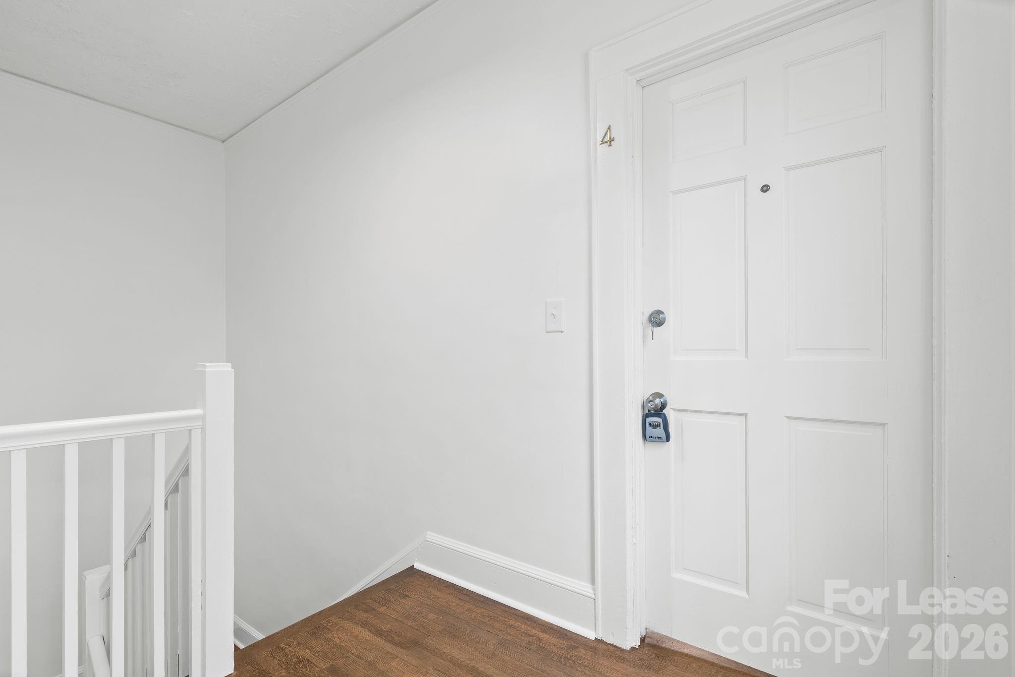 2112 Crescent Avenue 4 Property Photo 23
