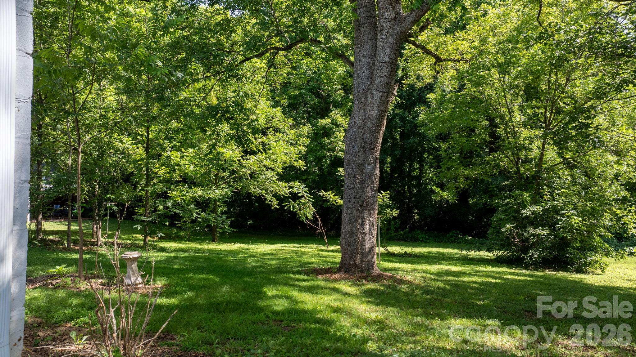 608 1st Street Property Photo 14