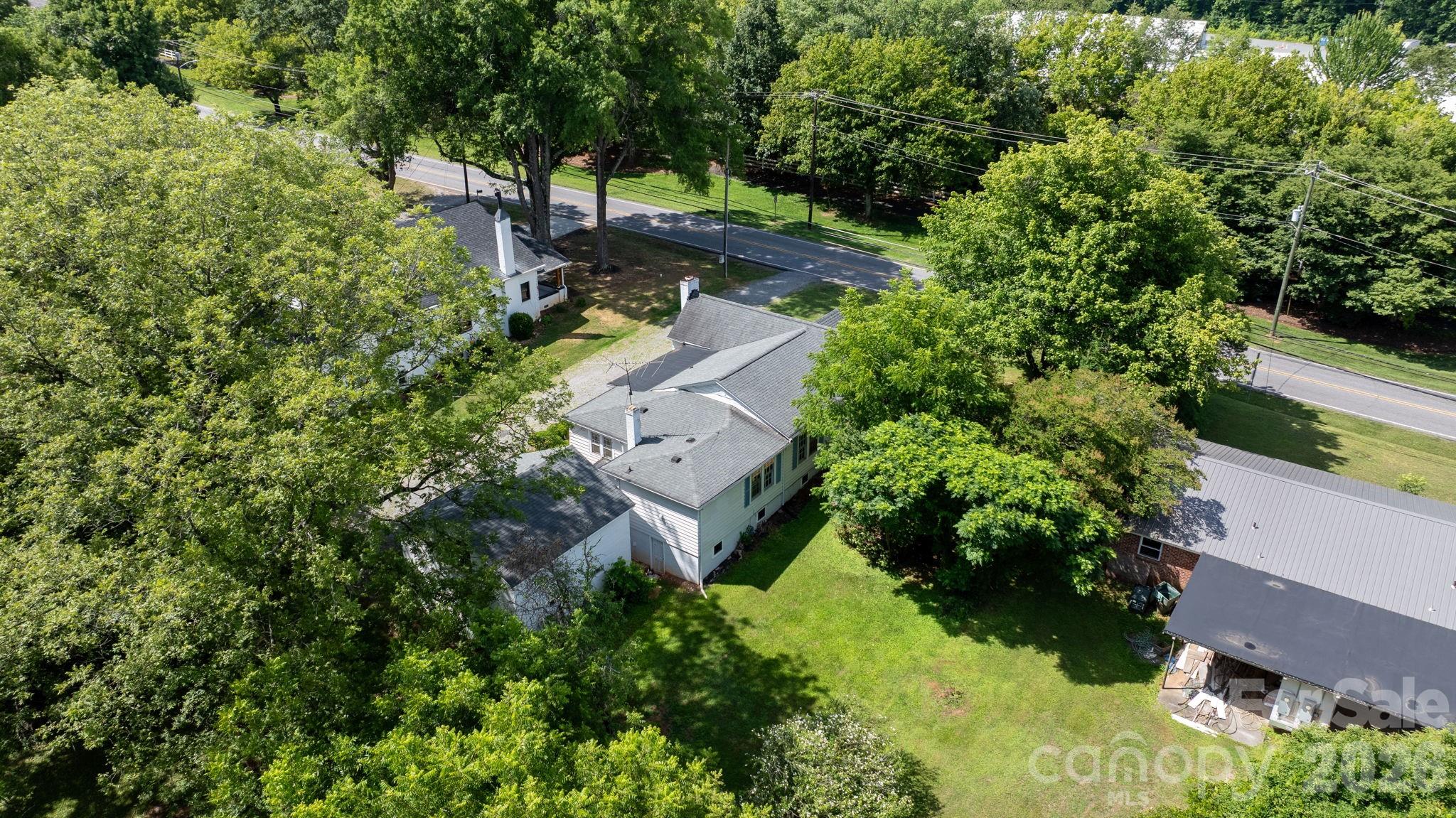 608 1st Street Property Photo 17