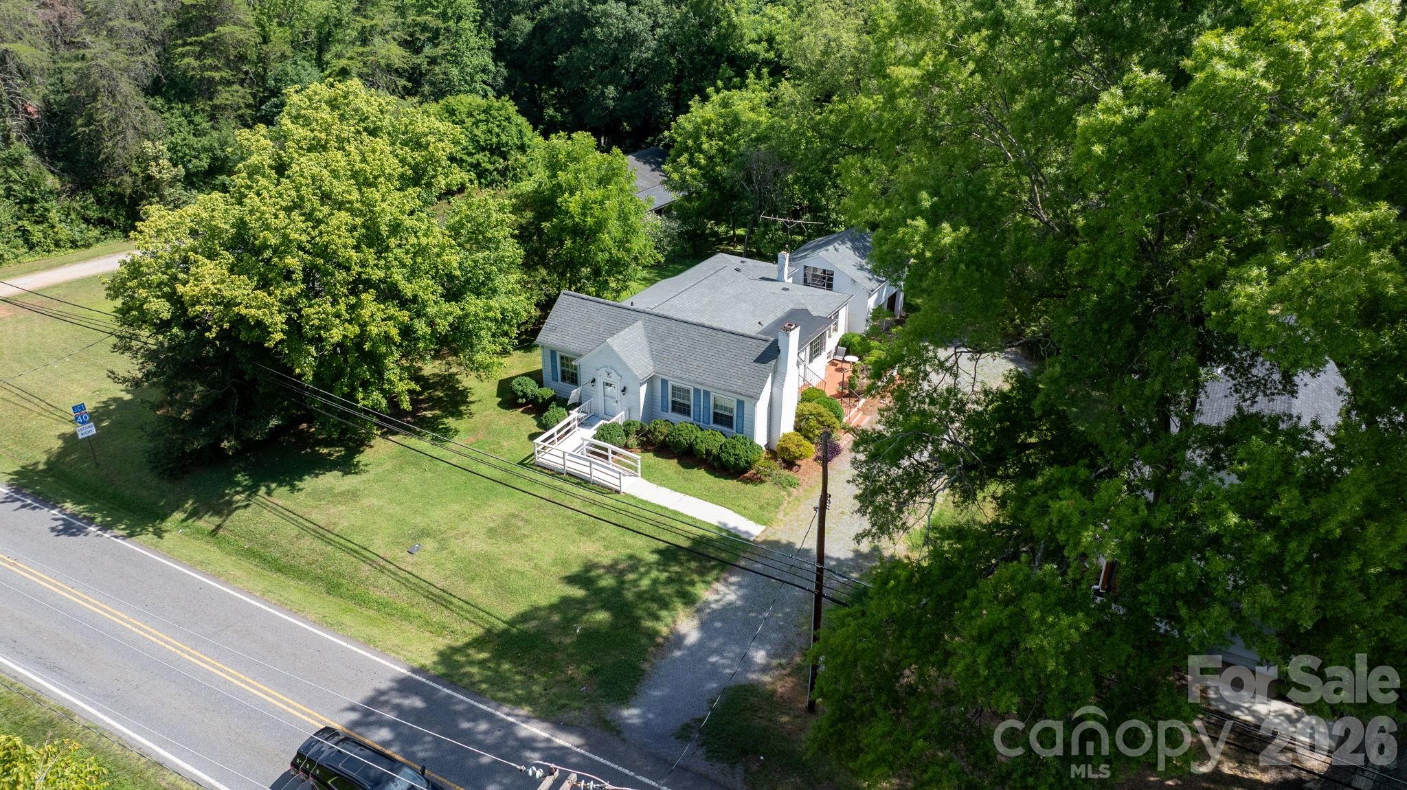 608 1st Street Property Photo 18